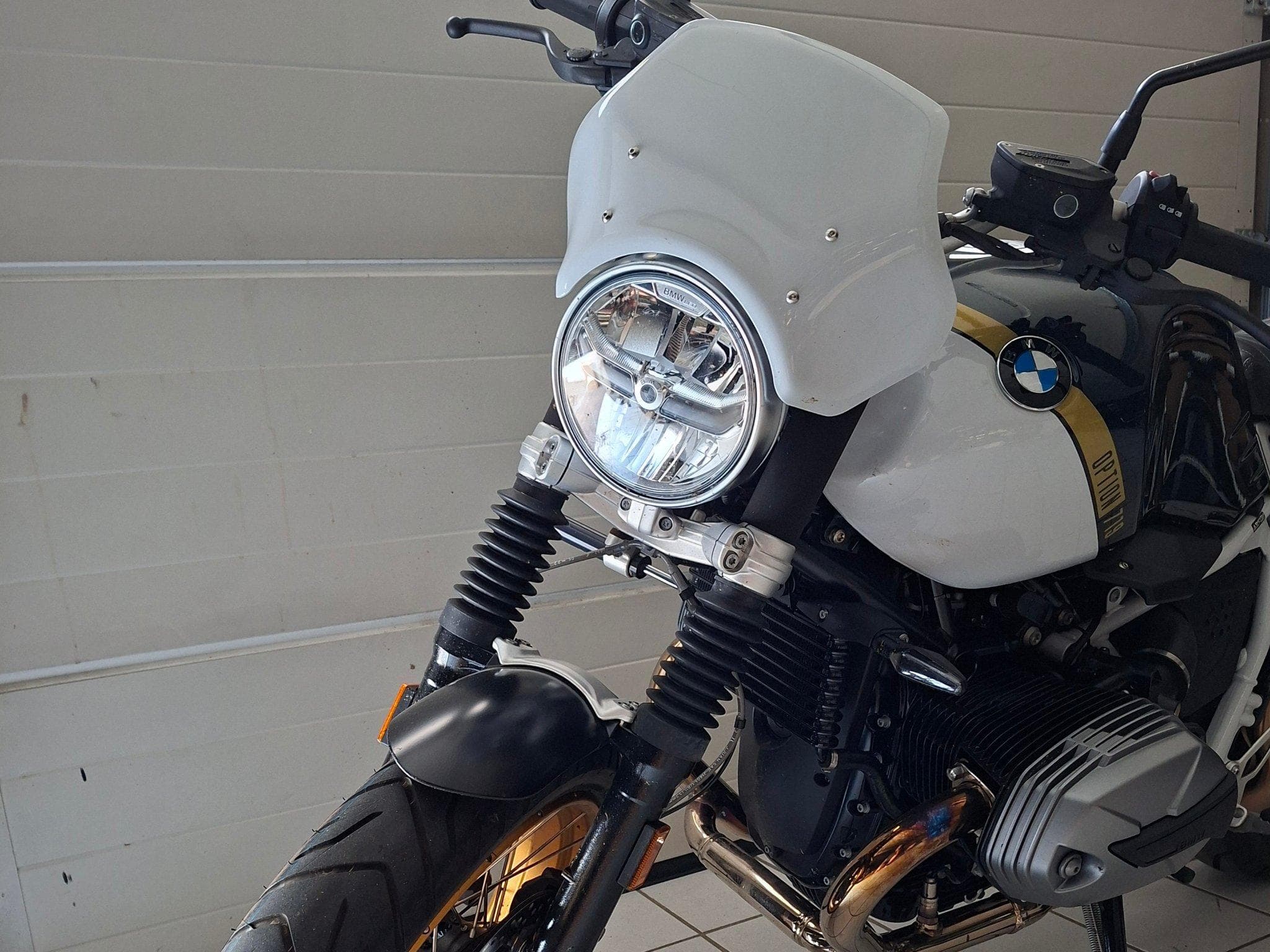 BMW R R nineT Scrambler (2025) - Photo 1