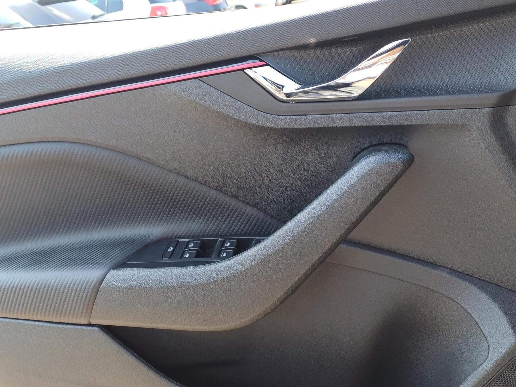 Skoda Kamiq Monte Carlo (2025) - Foto 15