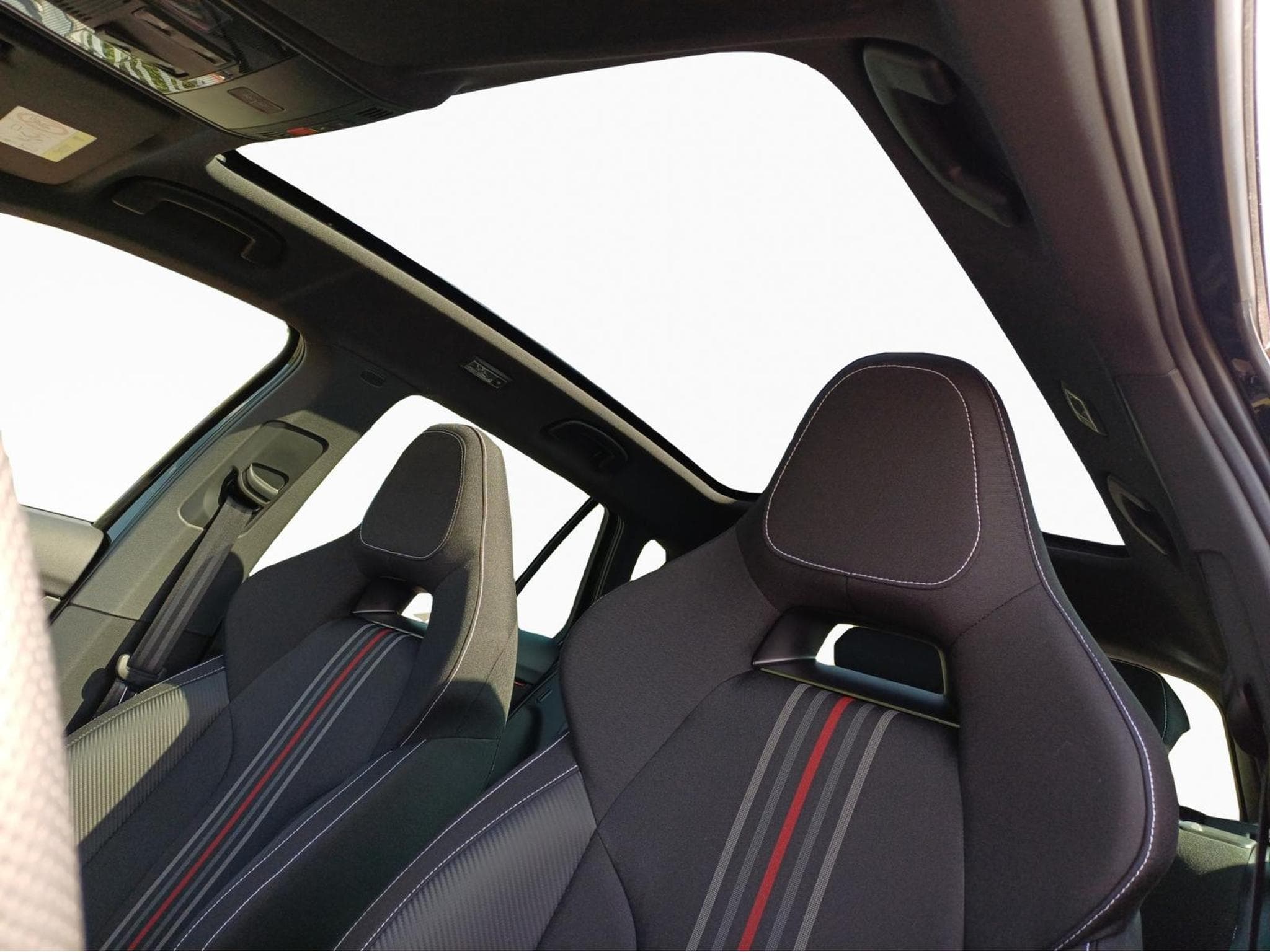 Skoda Kamiq Monte Carlo (2025) - Foto 16