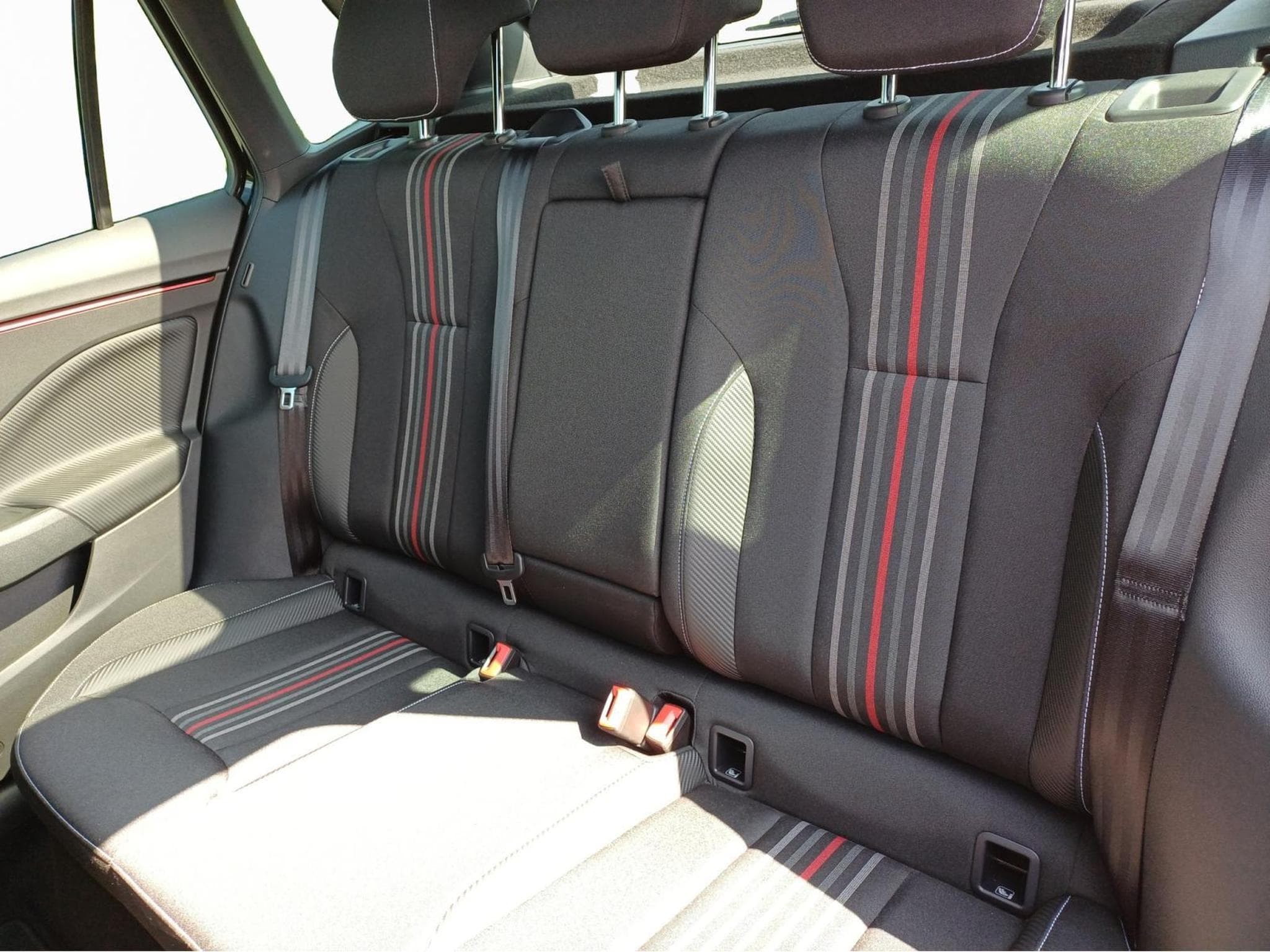 Skoda Kamiq Monte Carlo (2025) - Foto 17