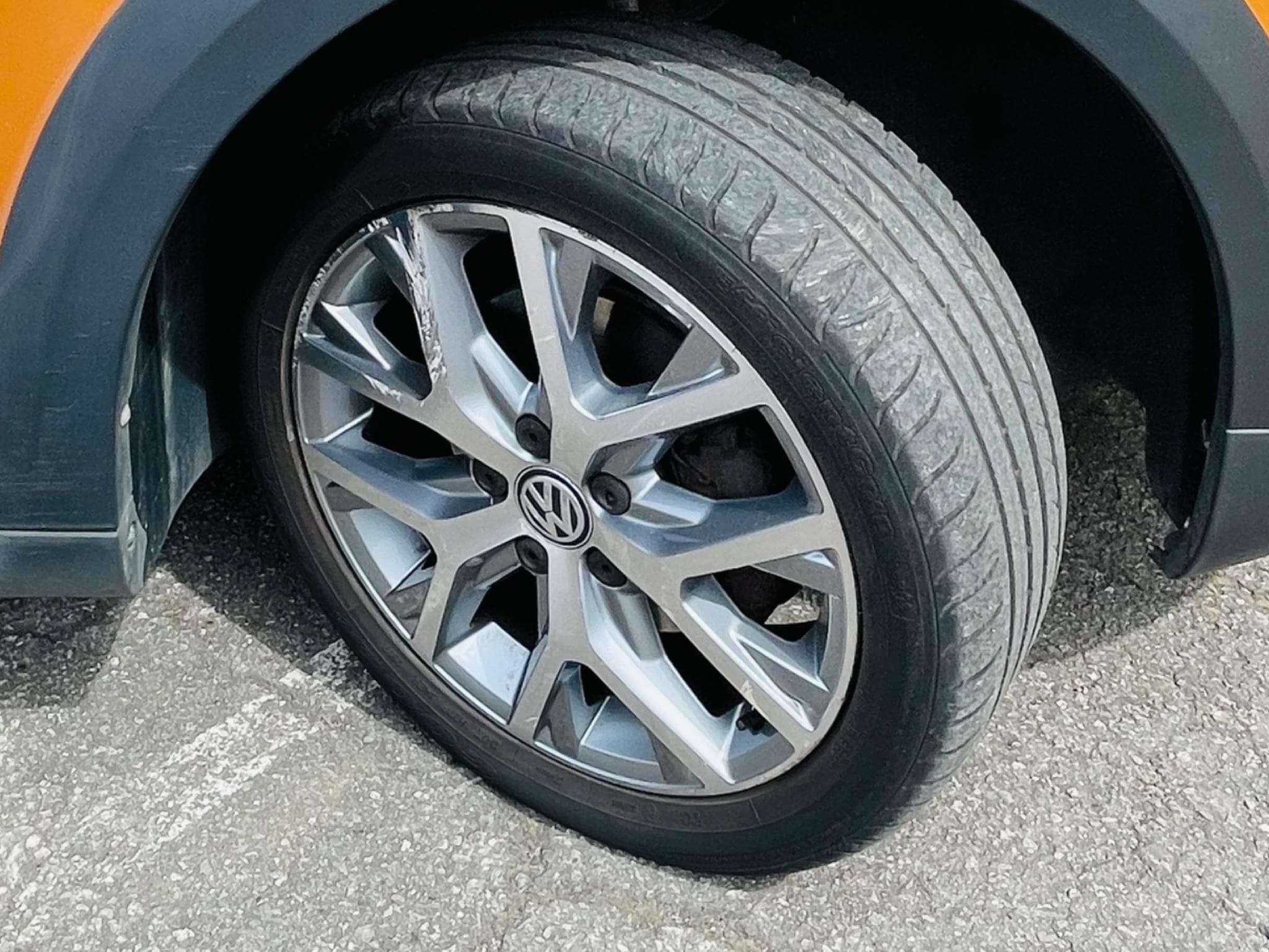 VW Caddy Cross DSG 7 seats (2013) - Foto 3