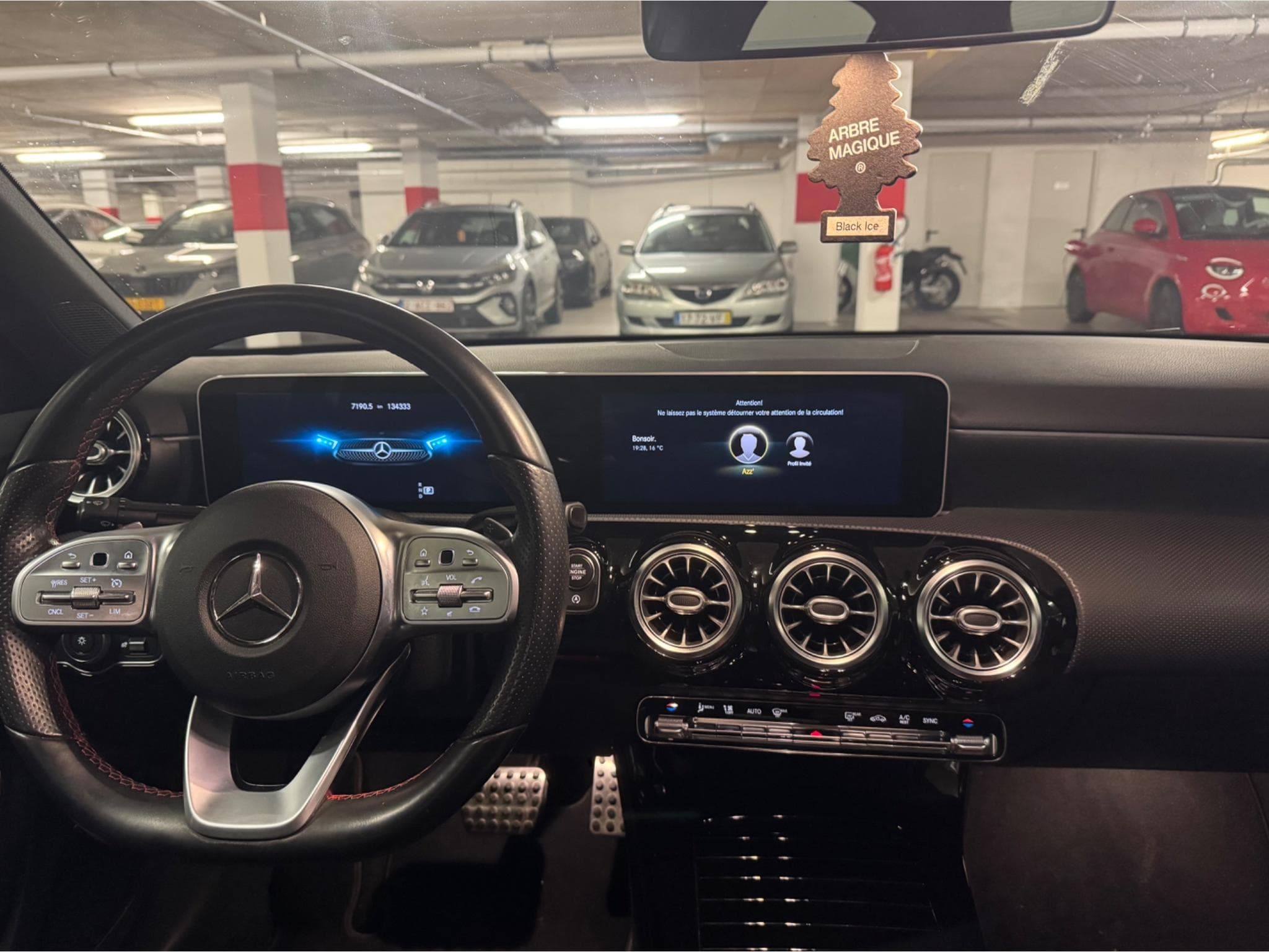 Mercedes Classe A 200D (2020) - Photo 3