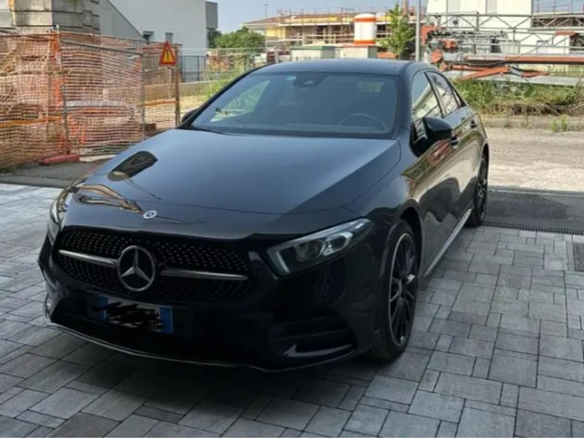 Mercedes A 250 A 250 e 8G-DCT AMG Line (2022) - Photo 2