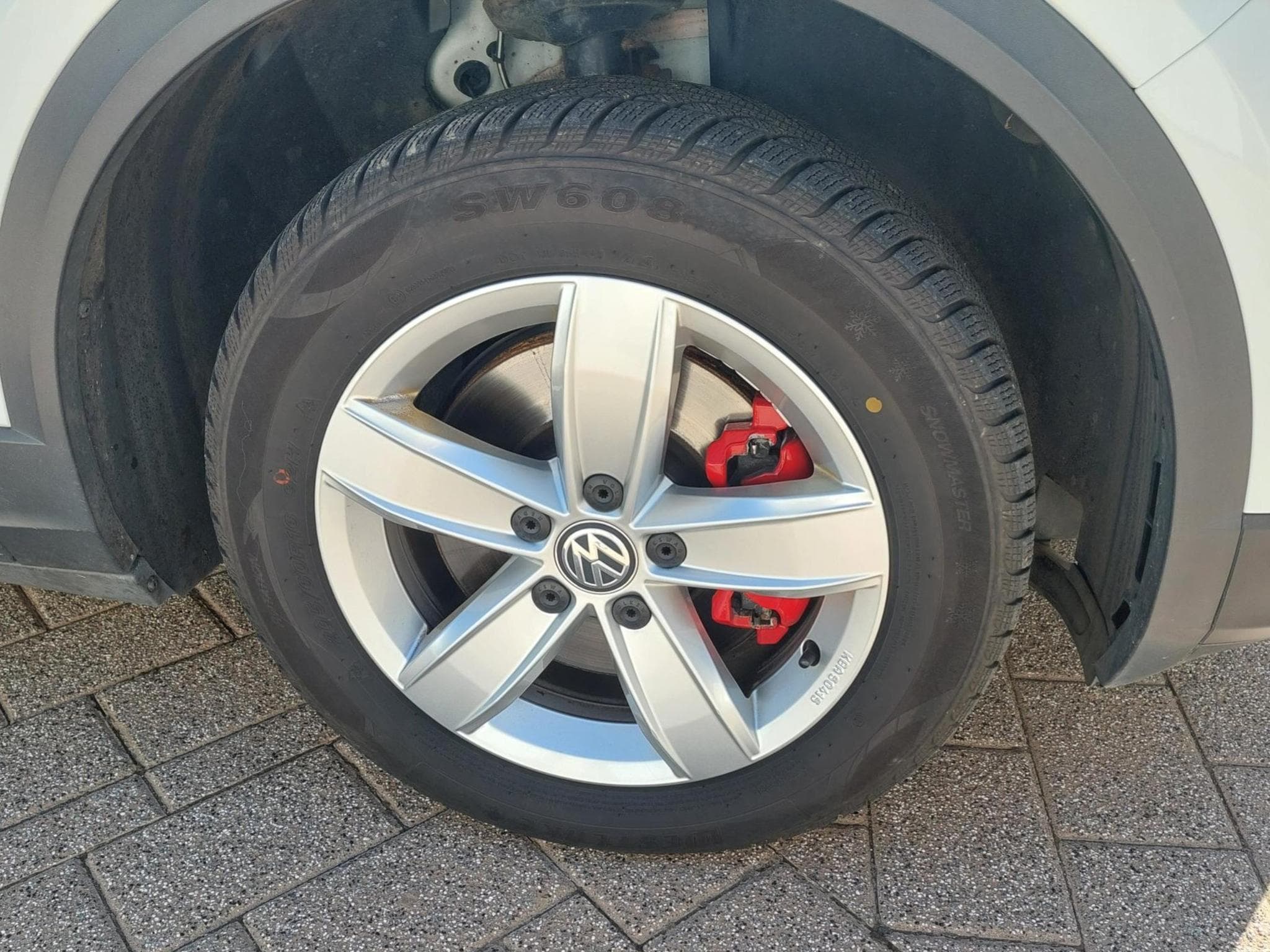 VW T-Roc Sport 2.0 TDI SCR 4 Motion (2020) - Photo 8