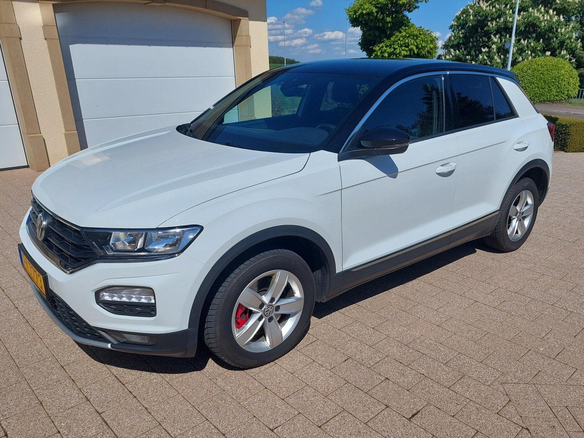 VW T-Roc Sport 2.0 TDI SCR 4 Motion (2020) - Photo 2