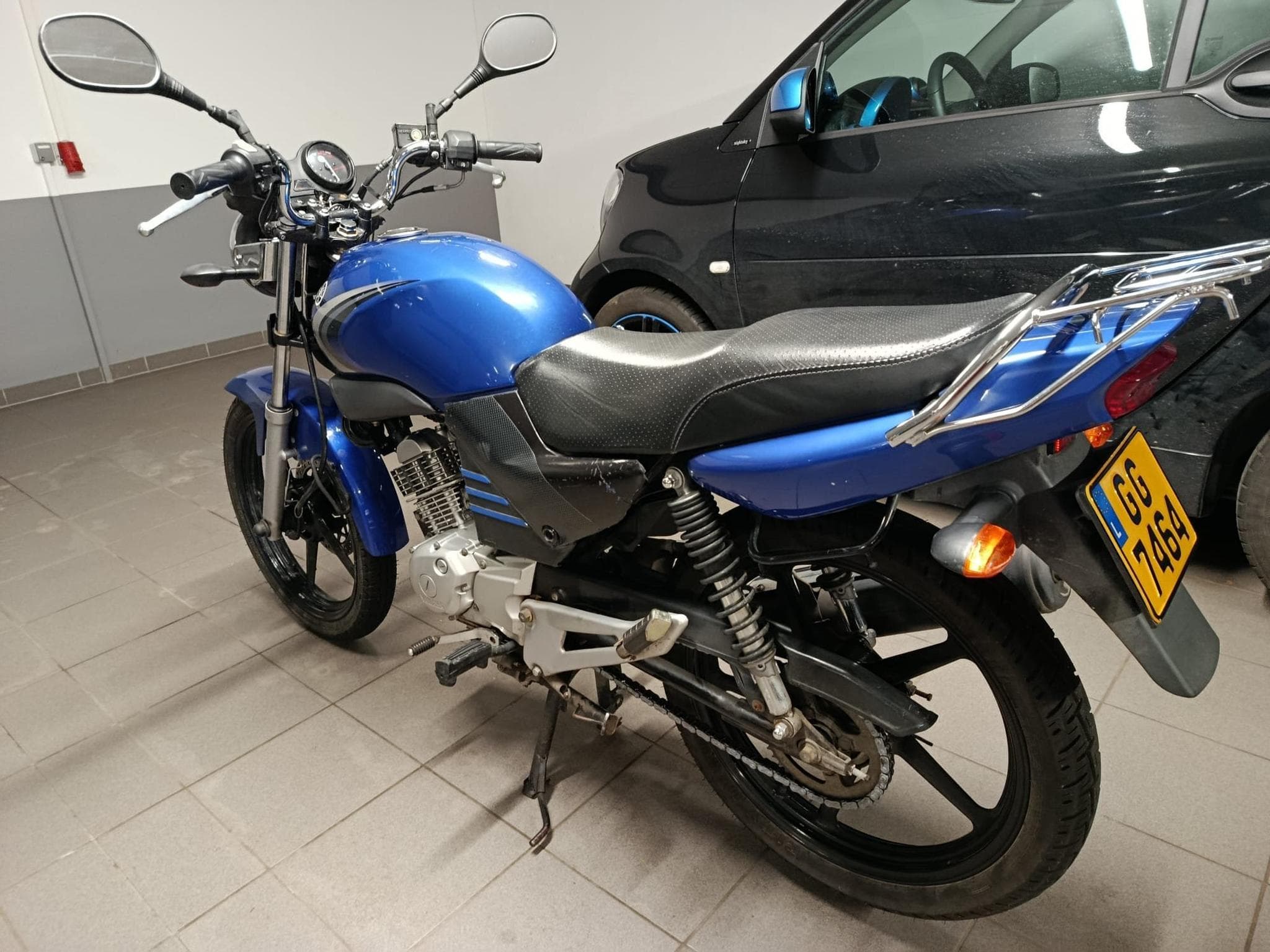 Yamaha YBR 125 (2009) - Photo 3