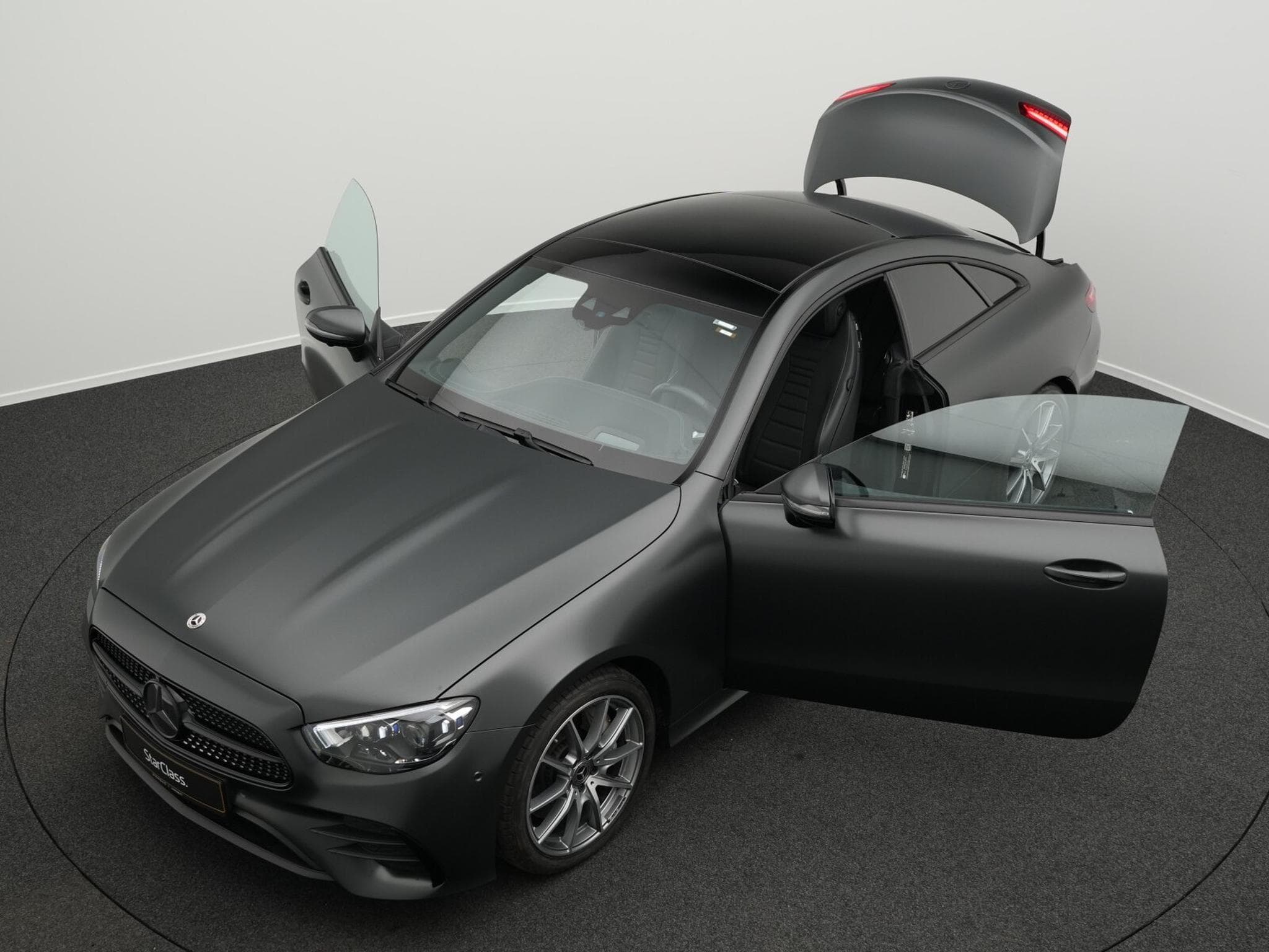 Mercedes E 450 4MATIC AMG-Line Cpe Pano+360°+Memo+Burm (2023) - Photo 14