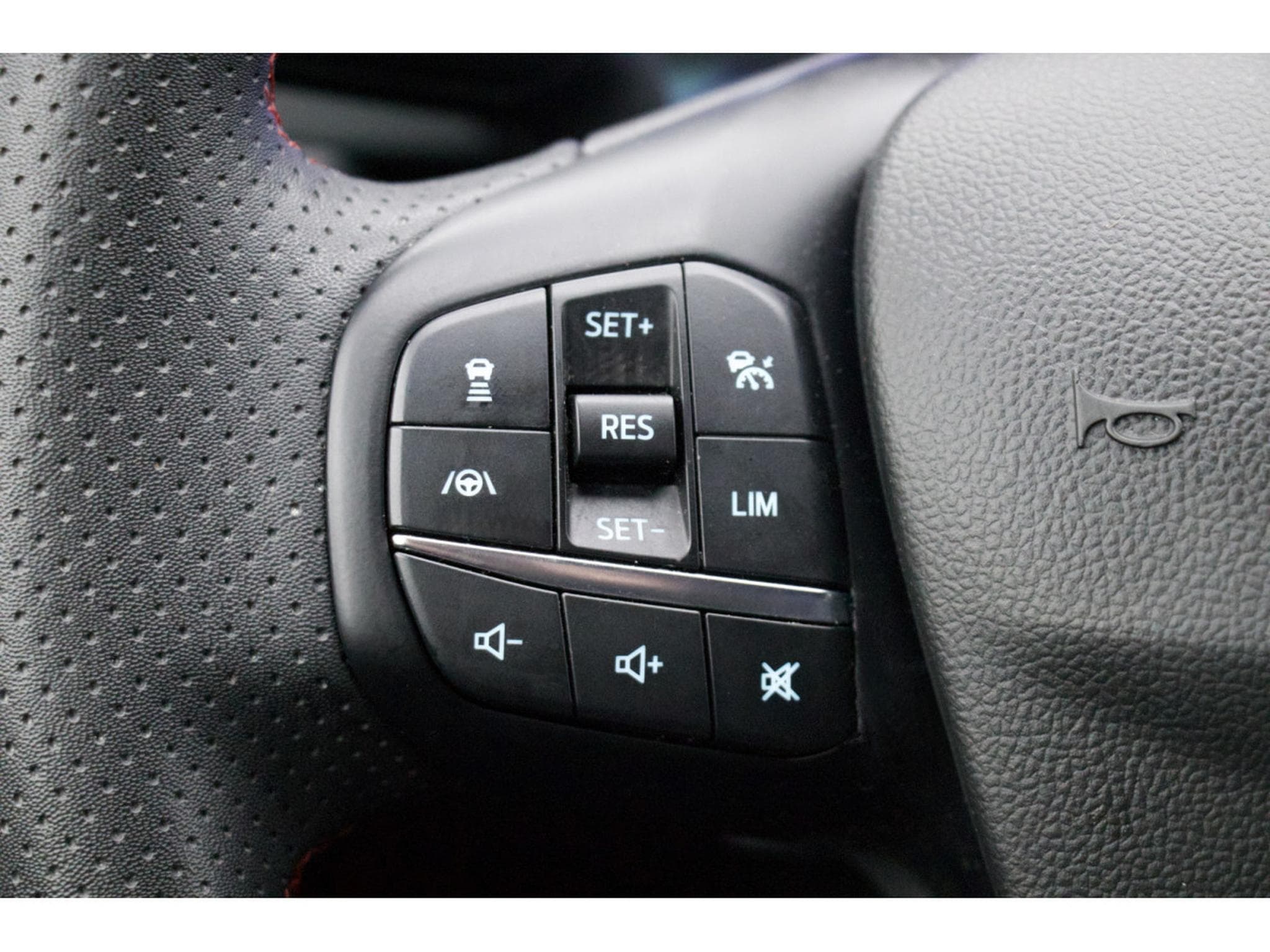 Ford Kuga 2.5 Duratec PHEV ST-Line ACC BLIS pack driver assistance (2024) - Photo 15