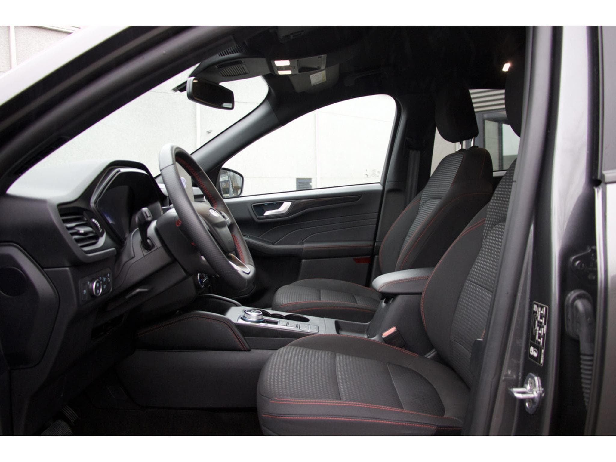 Ford Kuga 2.5 Duratec PHEV ST-Line ACC BLIS pack driver assistance (2024) - Photo 5