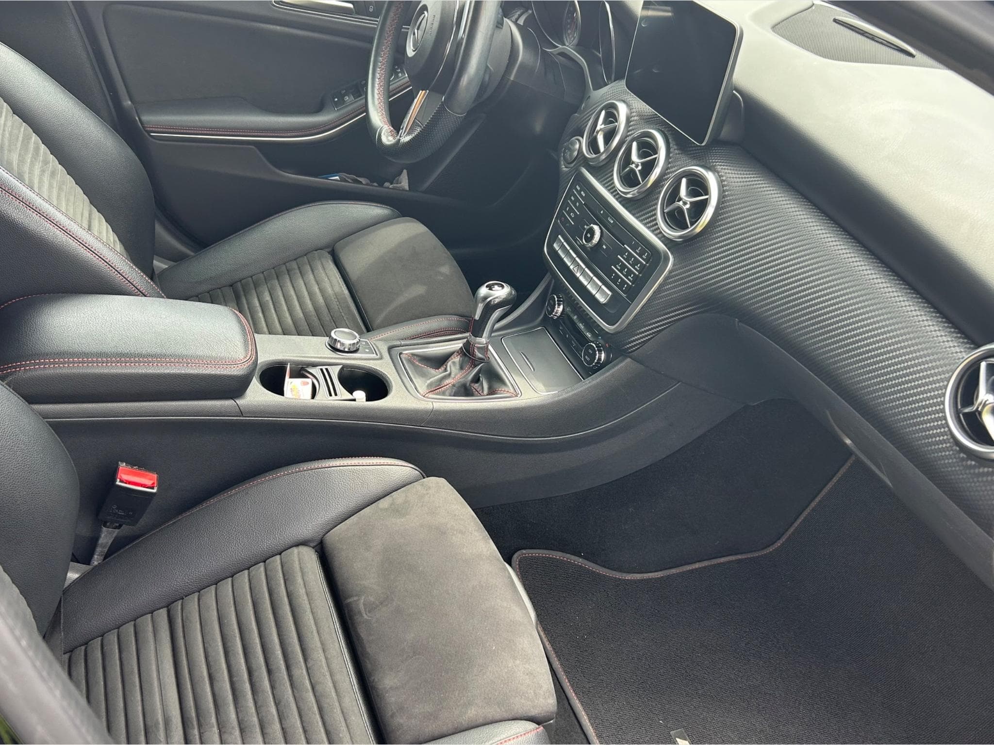 Mercedes A 200 A 200d (2018) - Photo 3