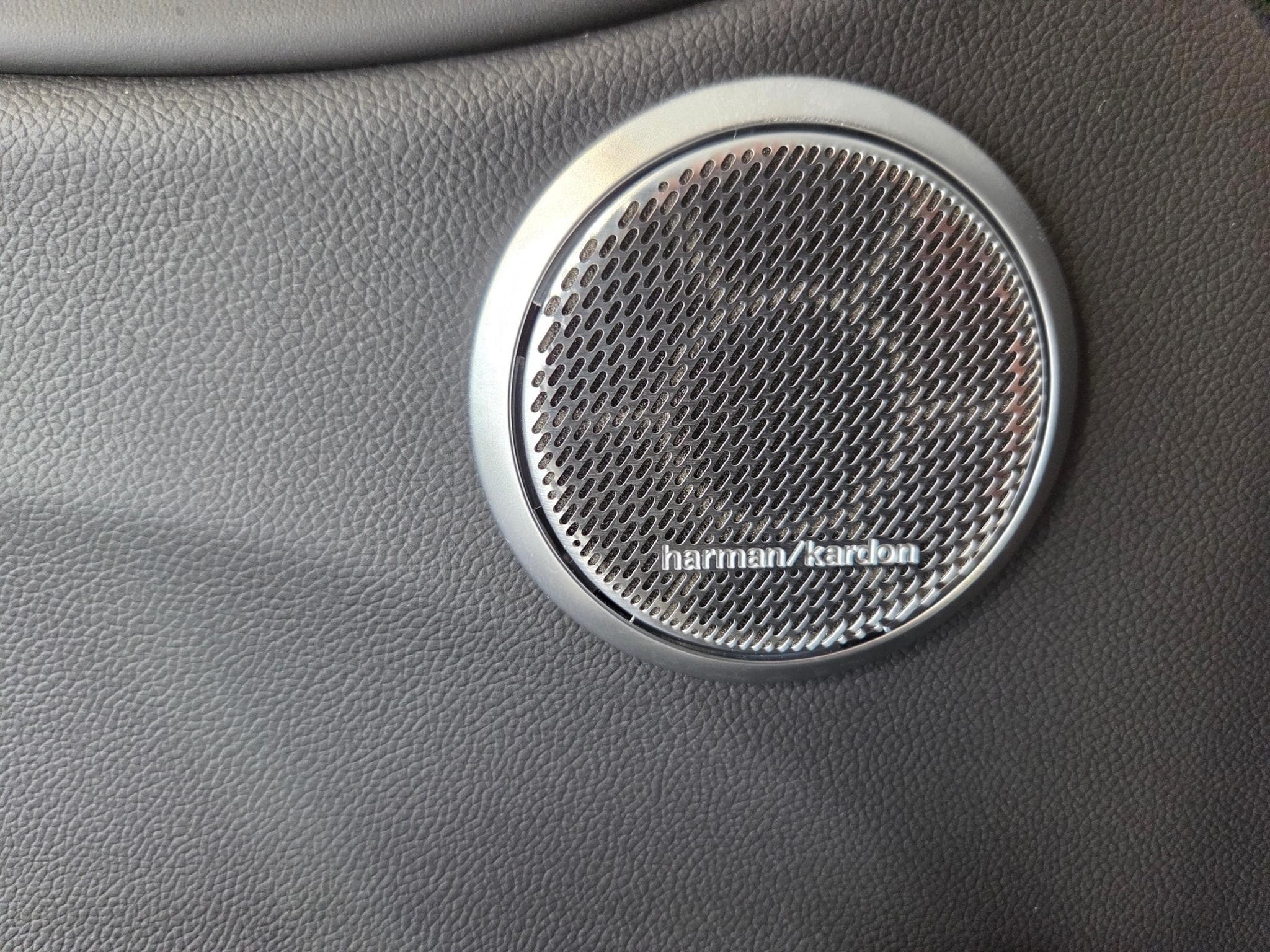 Alfa-Romeo Giulia VELOCE 2.0 TURBO 16 V  280 CV Q4 (2024) - Photo 5