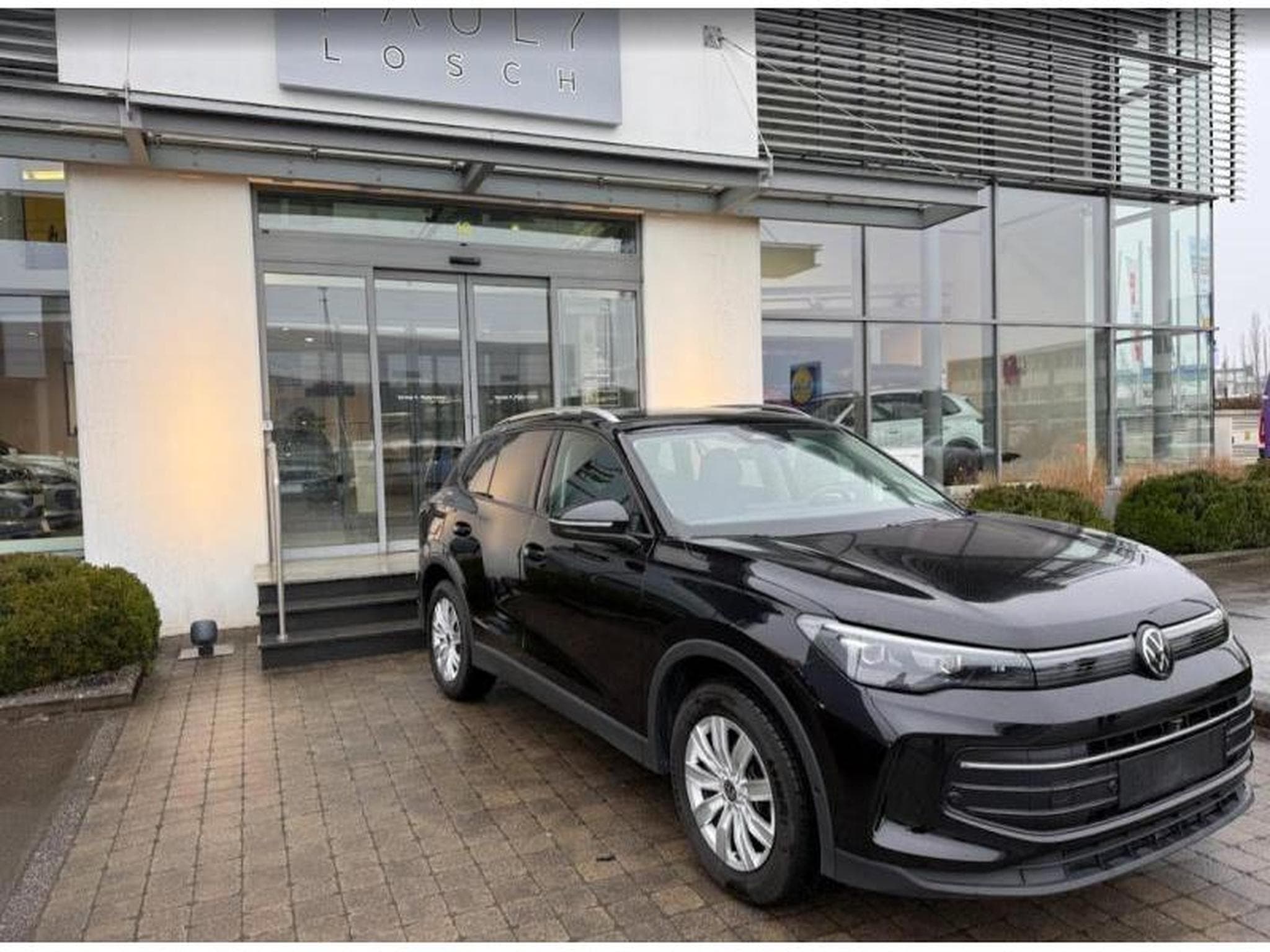 VW Tiguan LIFE (2025) - Photo 1