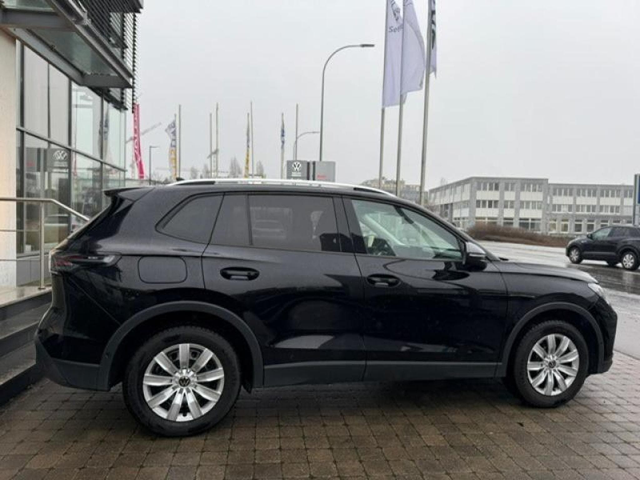 VW Tiguan LIFE (2025) - Photo 2