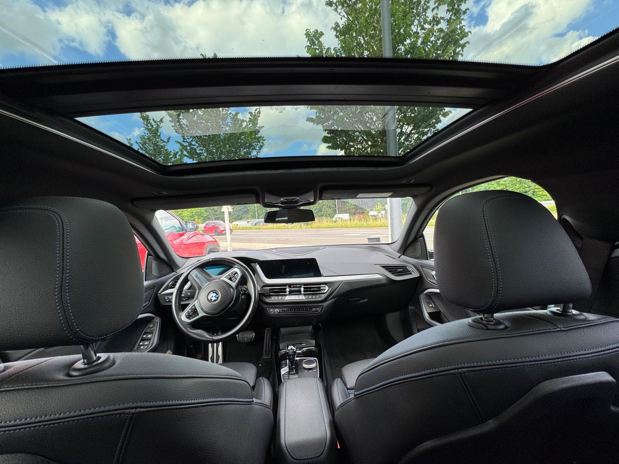 BMW 218 Gran Coupé Sport M (2021) - Foto 2