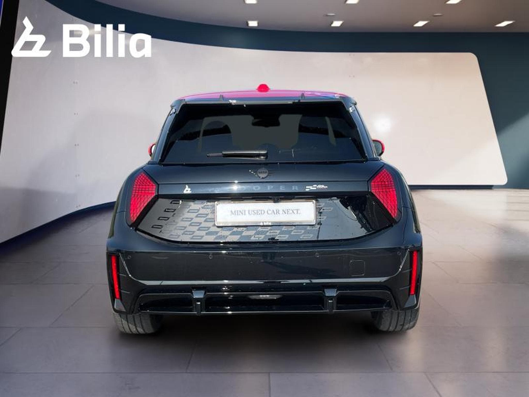 MINI Cooper Cooper John Cooper Works E (2025) - Photo 4