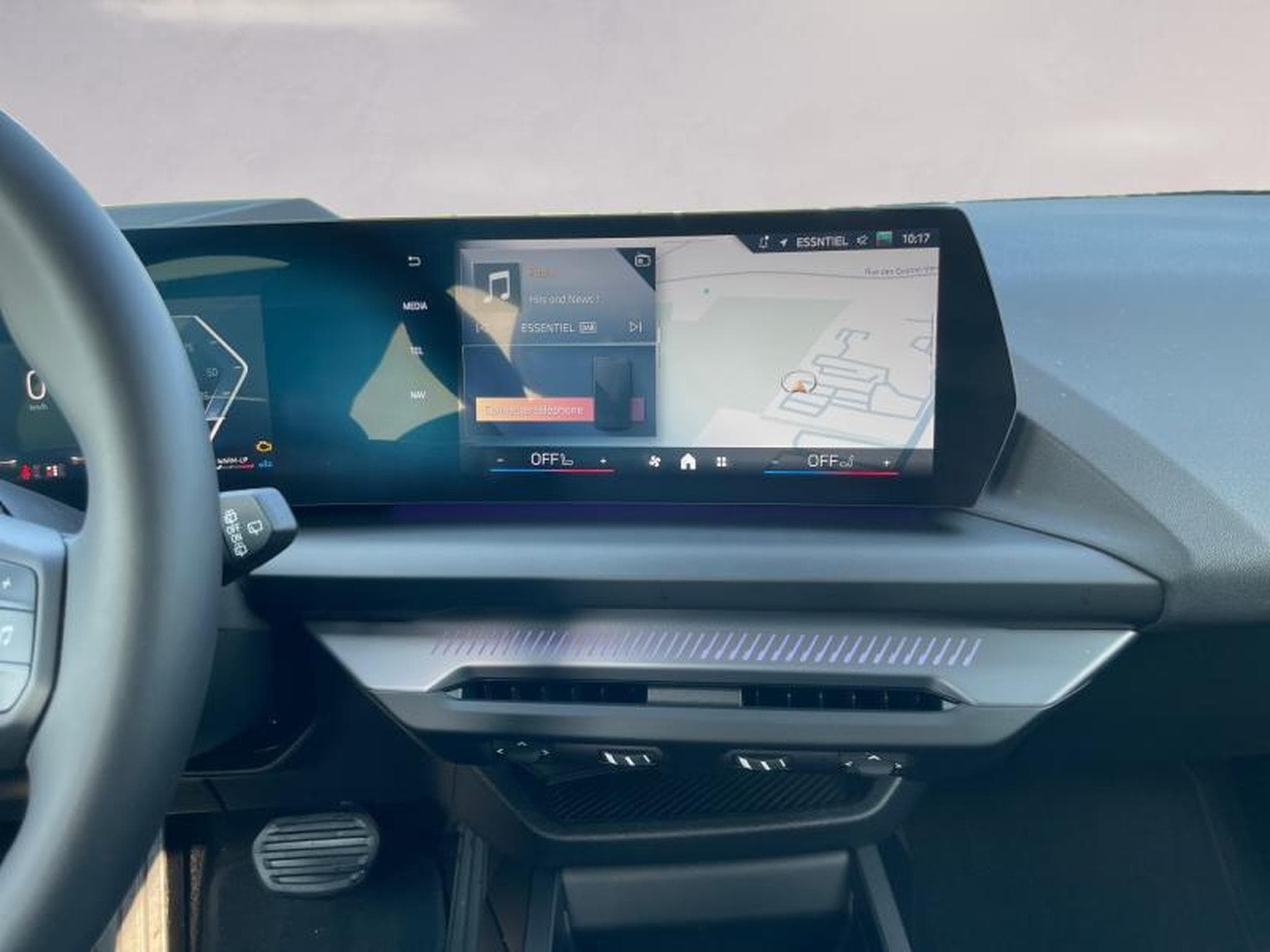 BMW 120 120 Kit M Sport (2025) - Foto 10