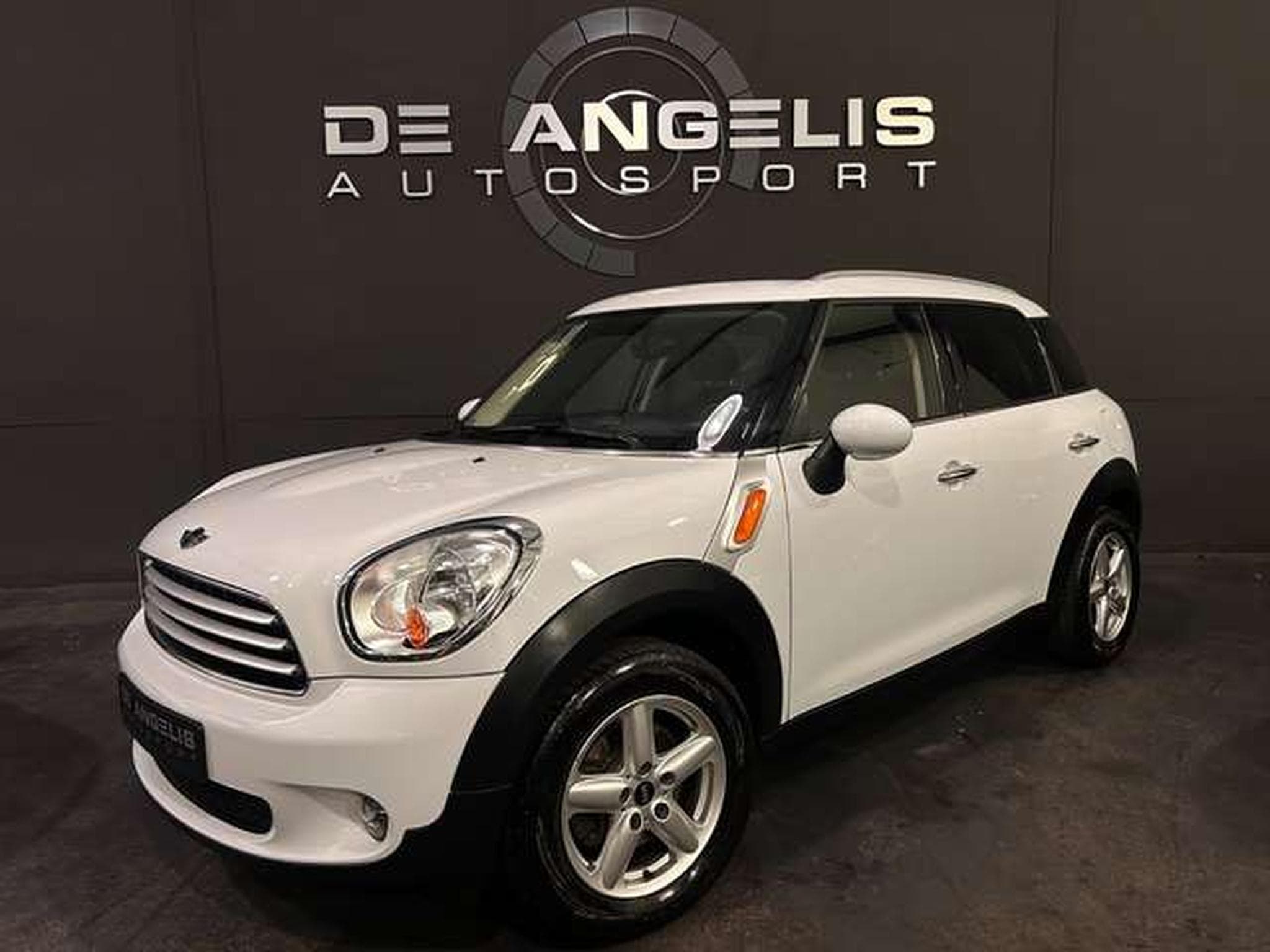 MINI Countryman COOPER 1.6 116 (2013) - Photo 1