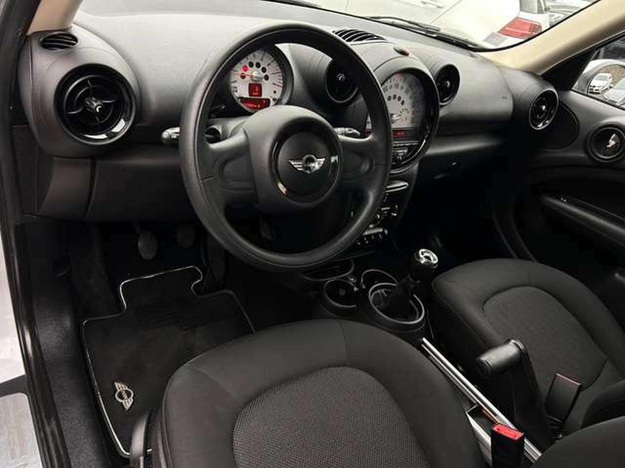 MINI Countryman COOPER 1.6 116 (2013) - Photo 12