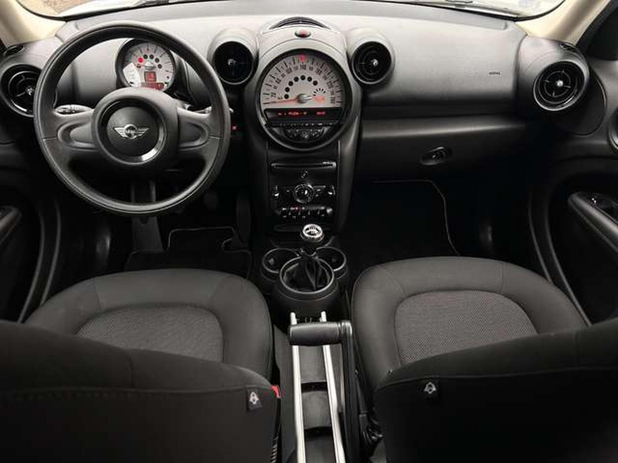 MINI Countryman COOPER 1.6 116 (2013) - Photo 3