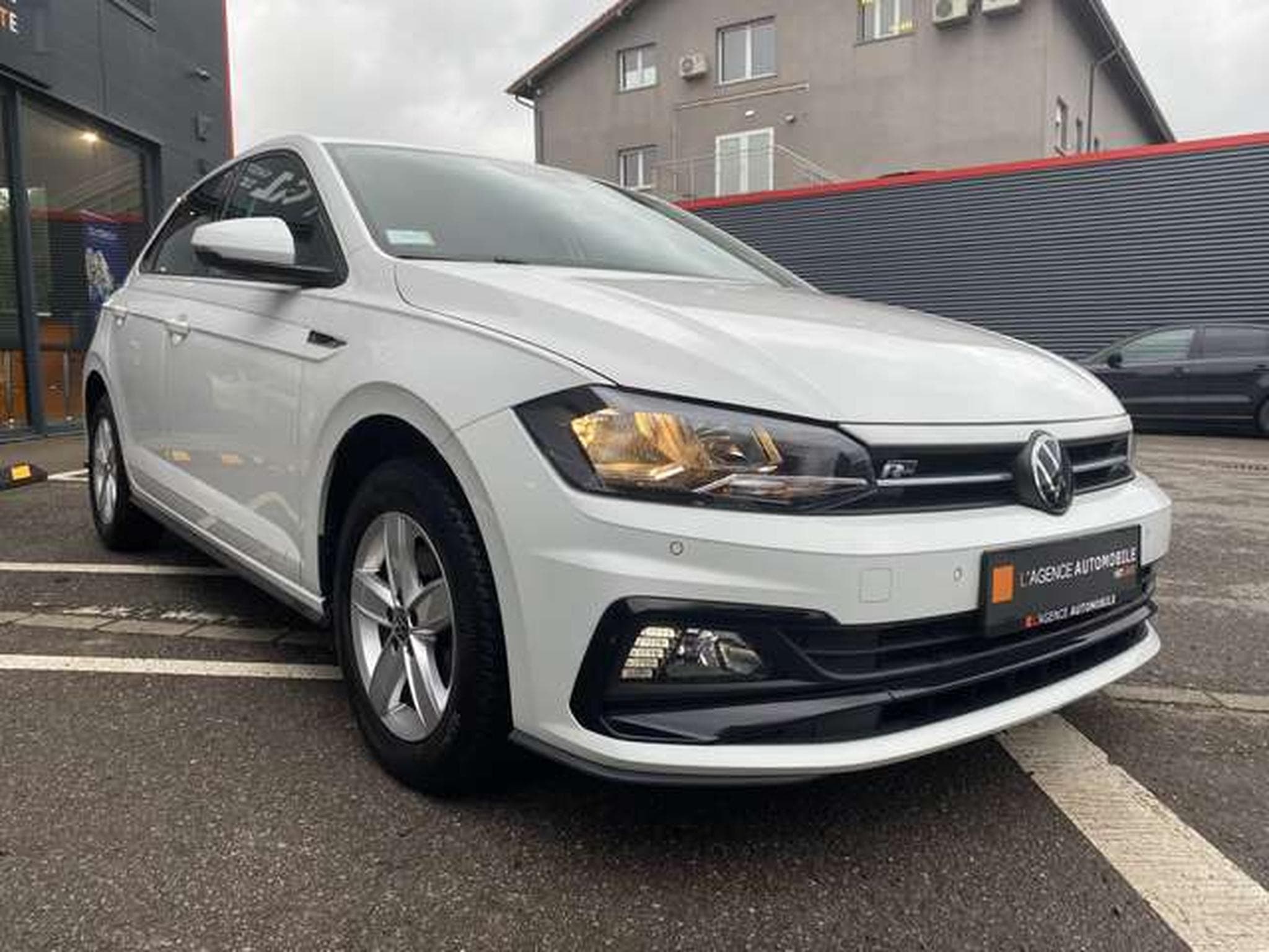 VW Polo Polo 1.0 TSI R-Line - JUSQU'A 48 MOIS DE GARANTIE (2021) - Foto 4