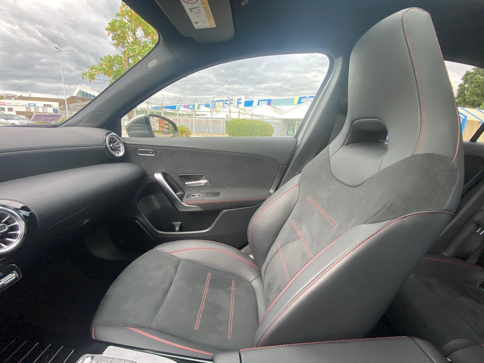 Mercedes A 250 Mercedes-Benz A 250 e AMG Line (2022) - Foto 12