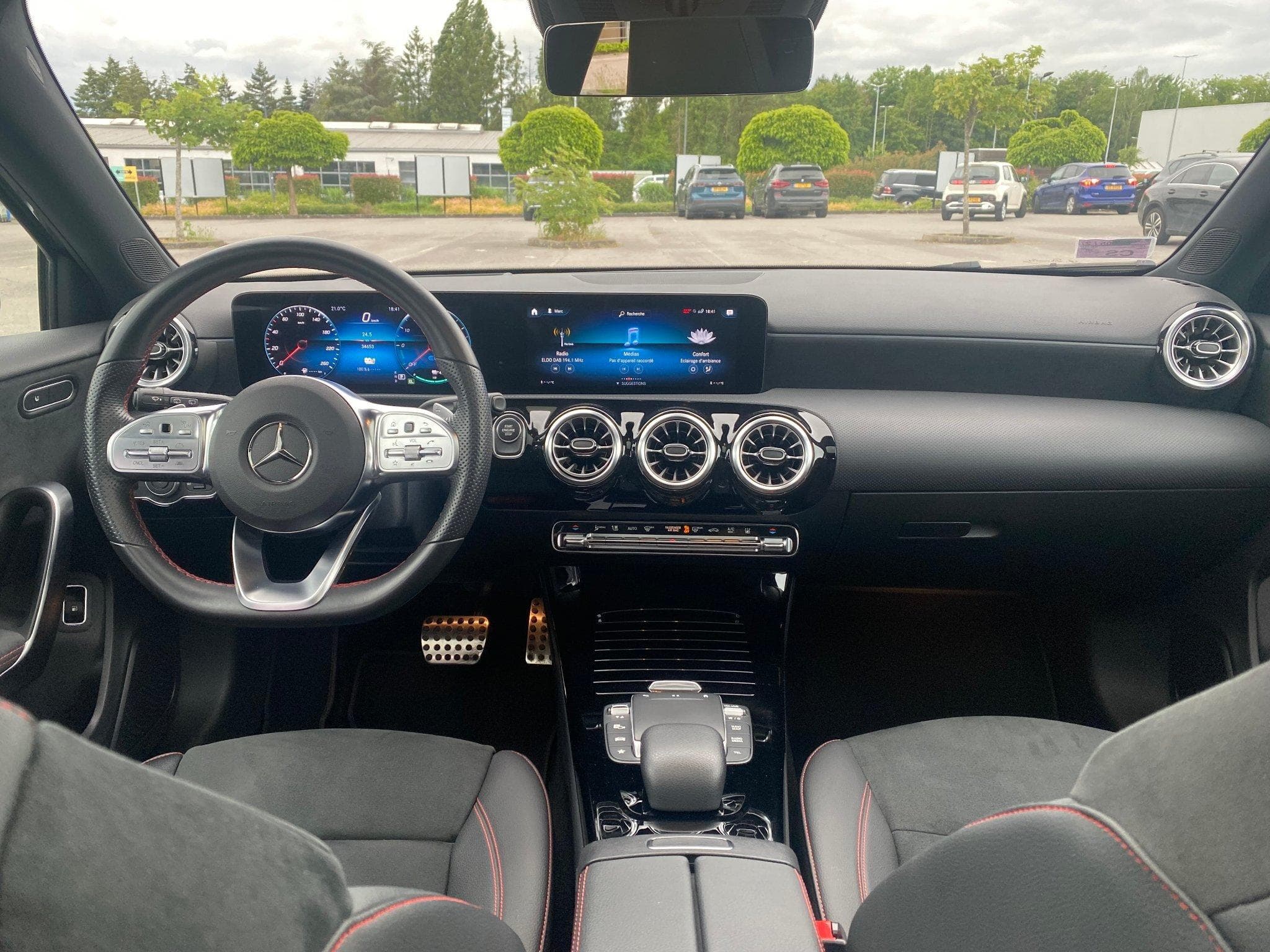 Mercedes A 250 Mercedes-Benz A 250 e AMG Line (2022) - Foto 13