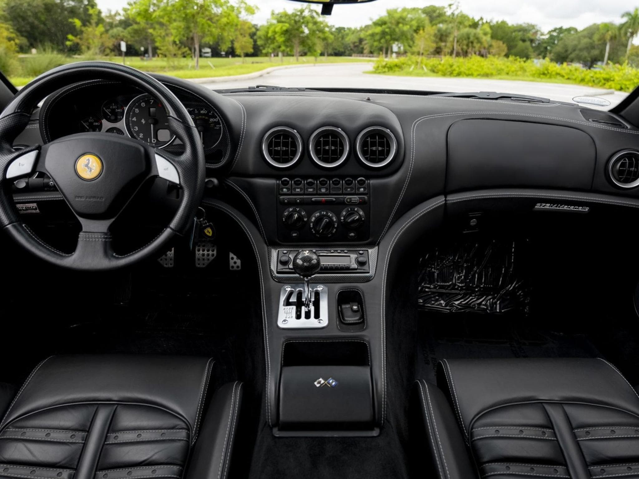 Ferrari 575 M Maranello (2002) - Photo 3