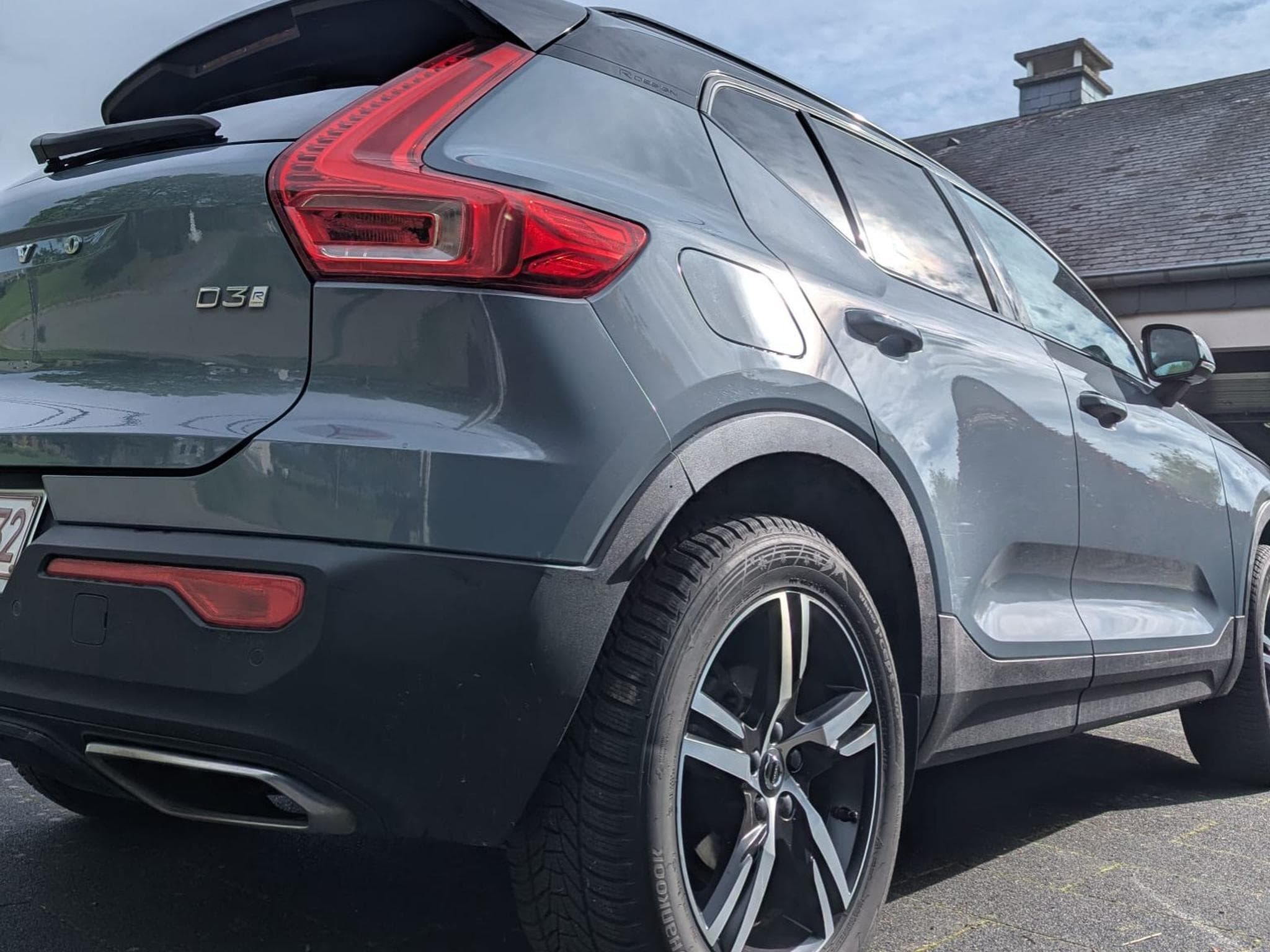 Volvo XC40 R-Design D3 (2020) - Photo 2