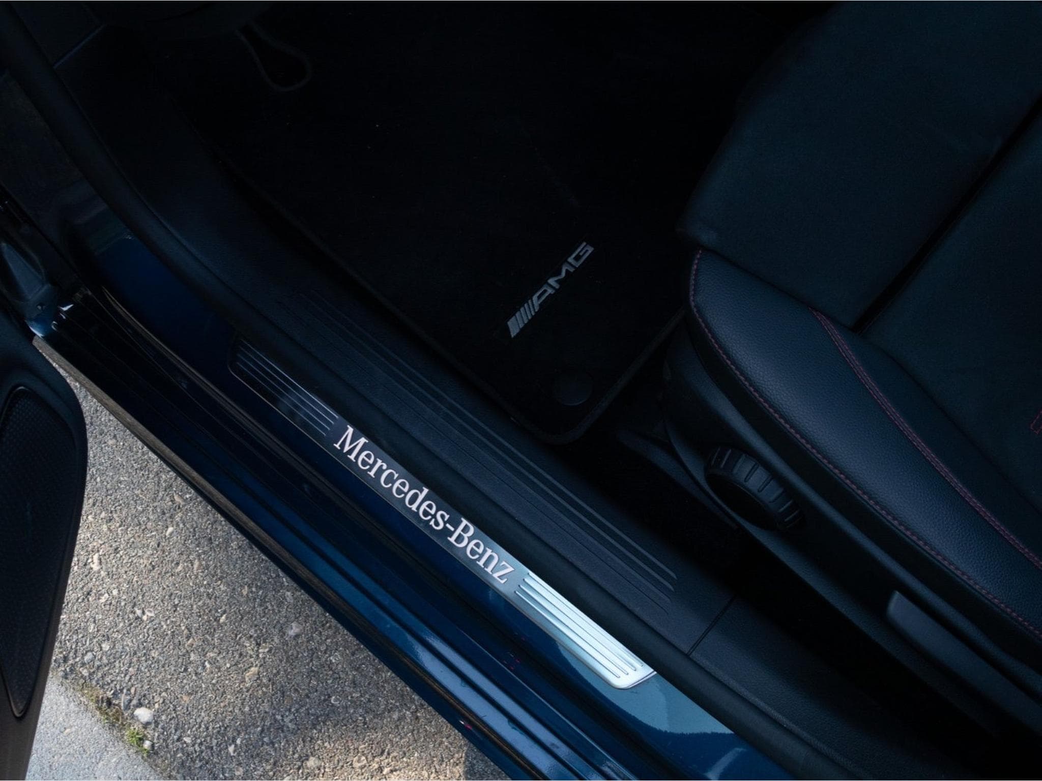 Mercedes A 250 e AMG Line 8G-DCT (2020) - Photo 12