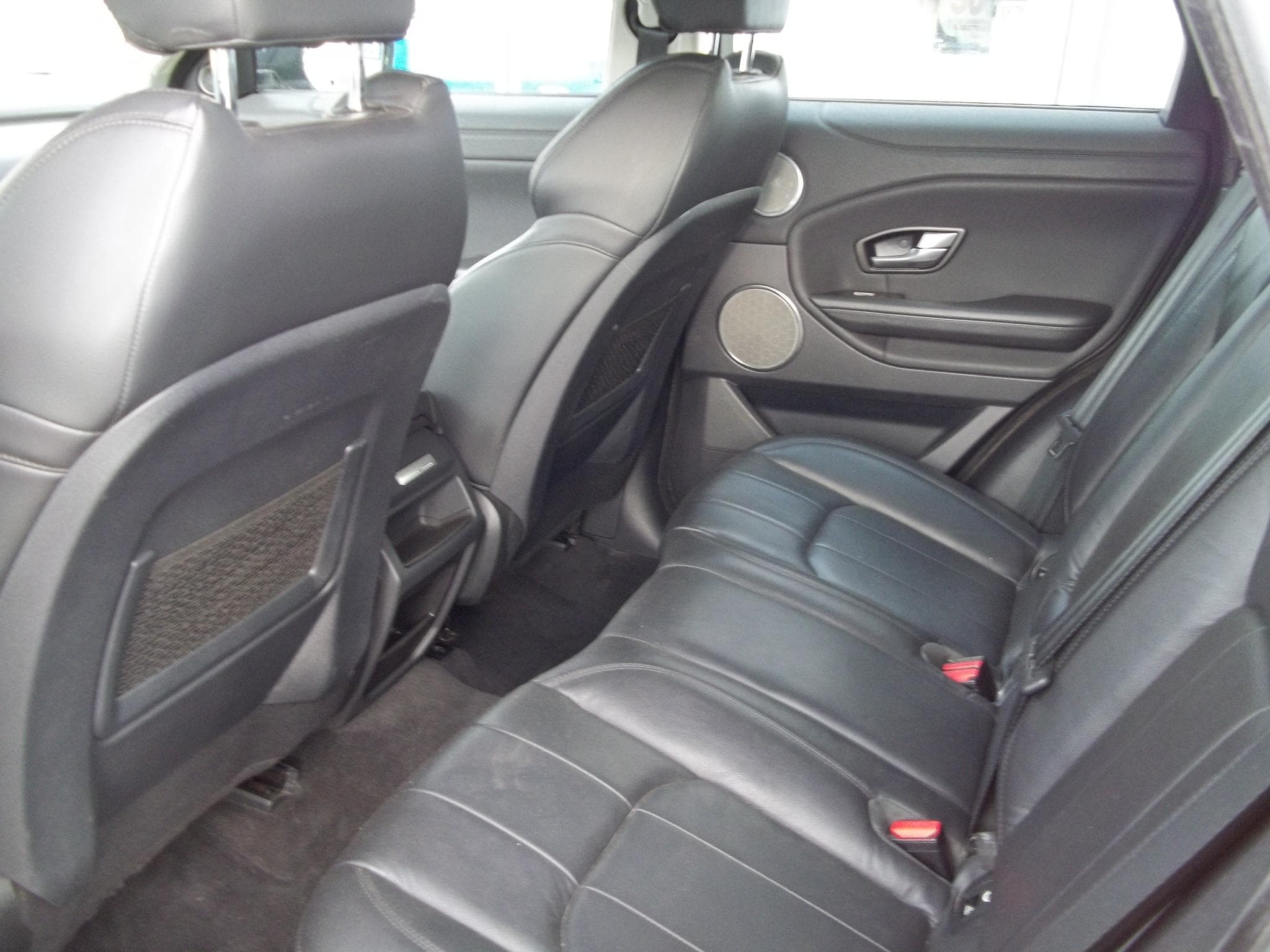 Land-Rover Range Rover Evoque 2.0 TD 150 SE 4x4 (2019) - Photo 10