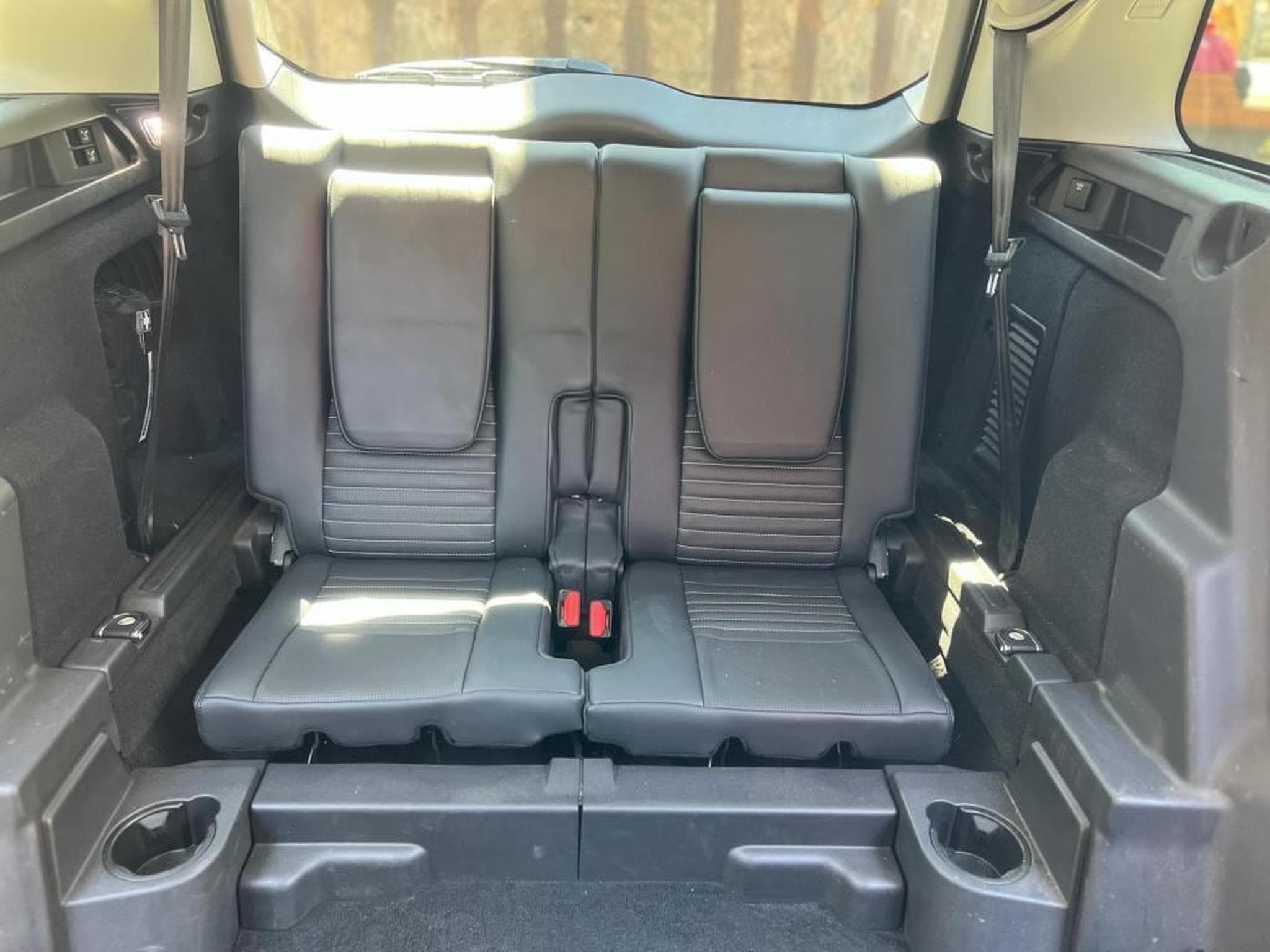 Land-Rover Discovery Sport 4X4 / 7 PLACES / AUTOMATIQUE / DIESEL / ATTACHE REMORQUE / (2017) - Photo 17