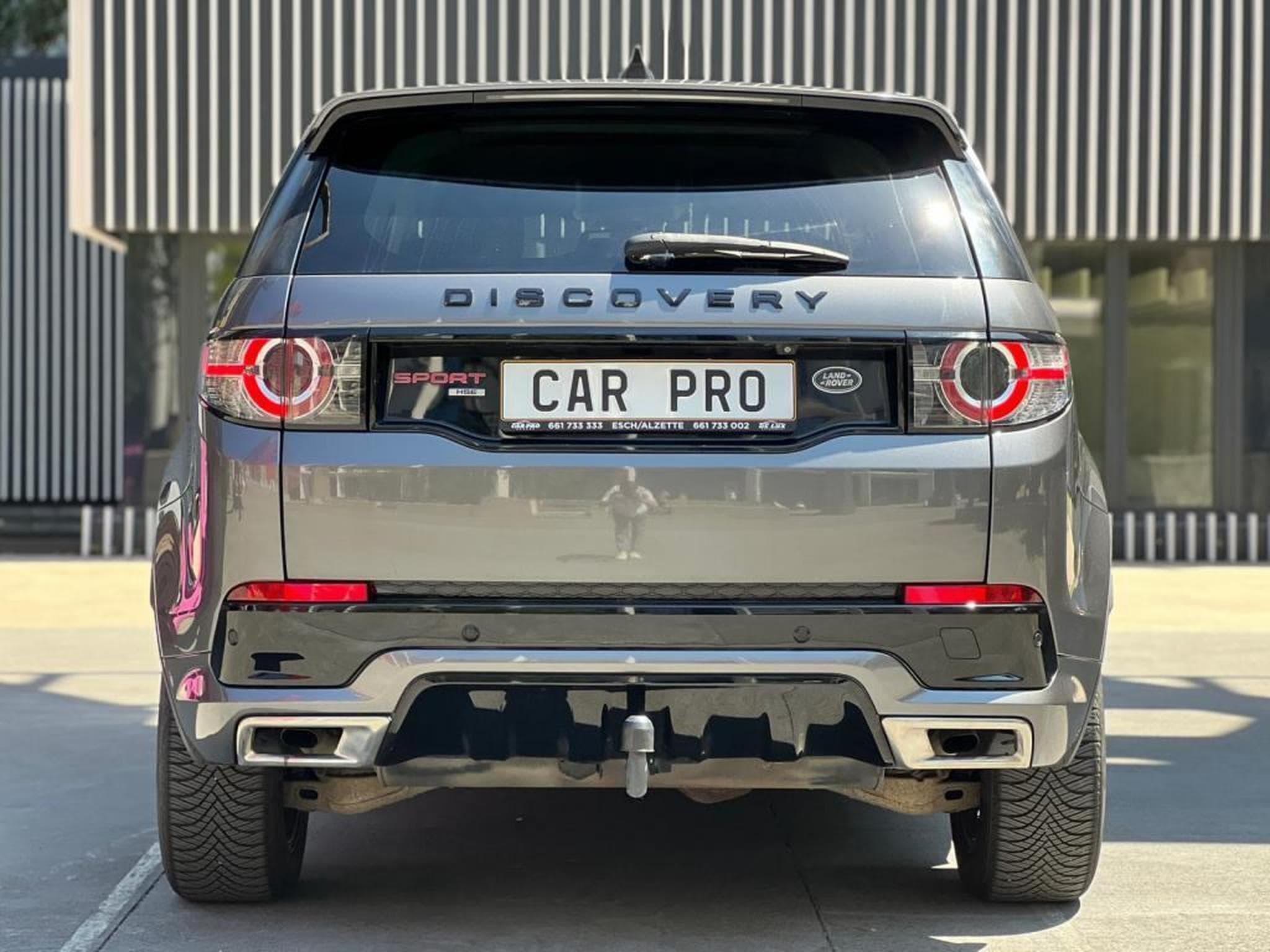 Land-Rover Discovery Sport 4X4 / 7 PLACES / AUTOMATIQUE / DIESEL / ATTACHE REMORQUE / (2017) - Photo 6