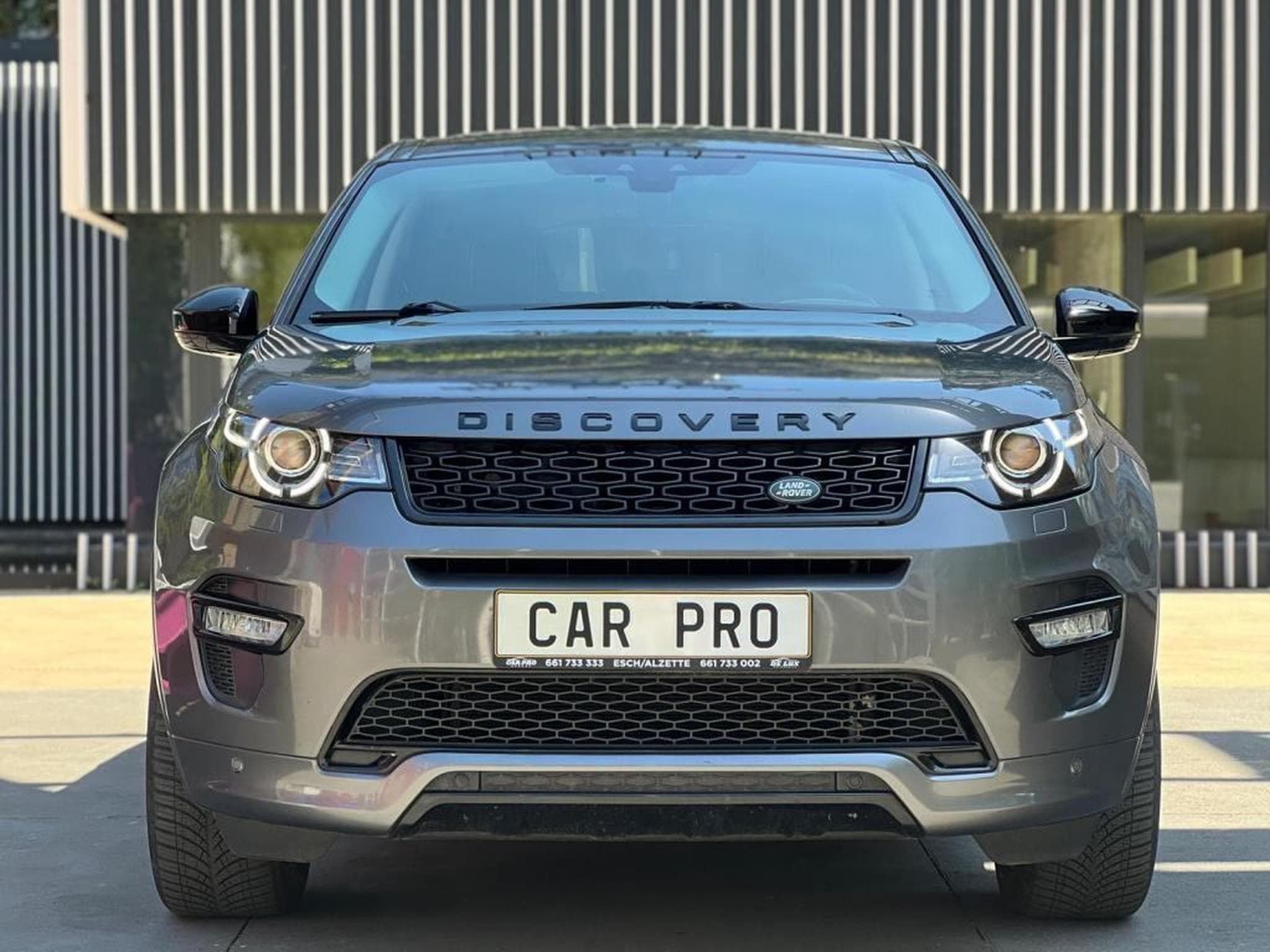 Land-Rover Discovery Sport 4X4 / 7 PLACES / AUTOMATIQUE / DIESEL / ATTACHE REMORQUE / (2017) - Photo 5