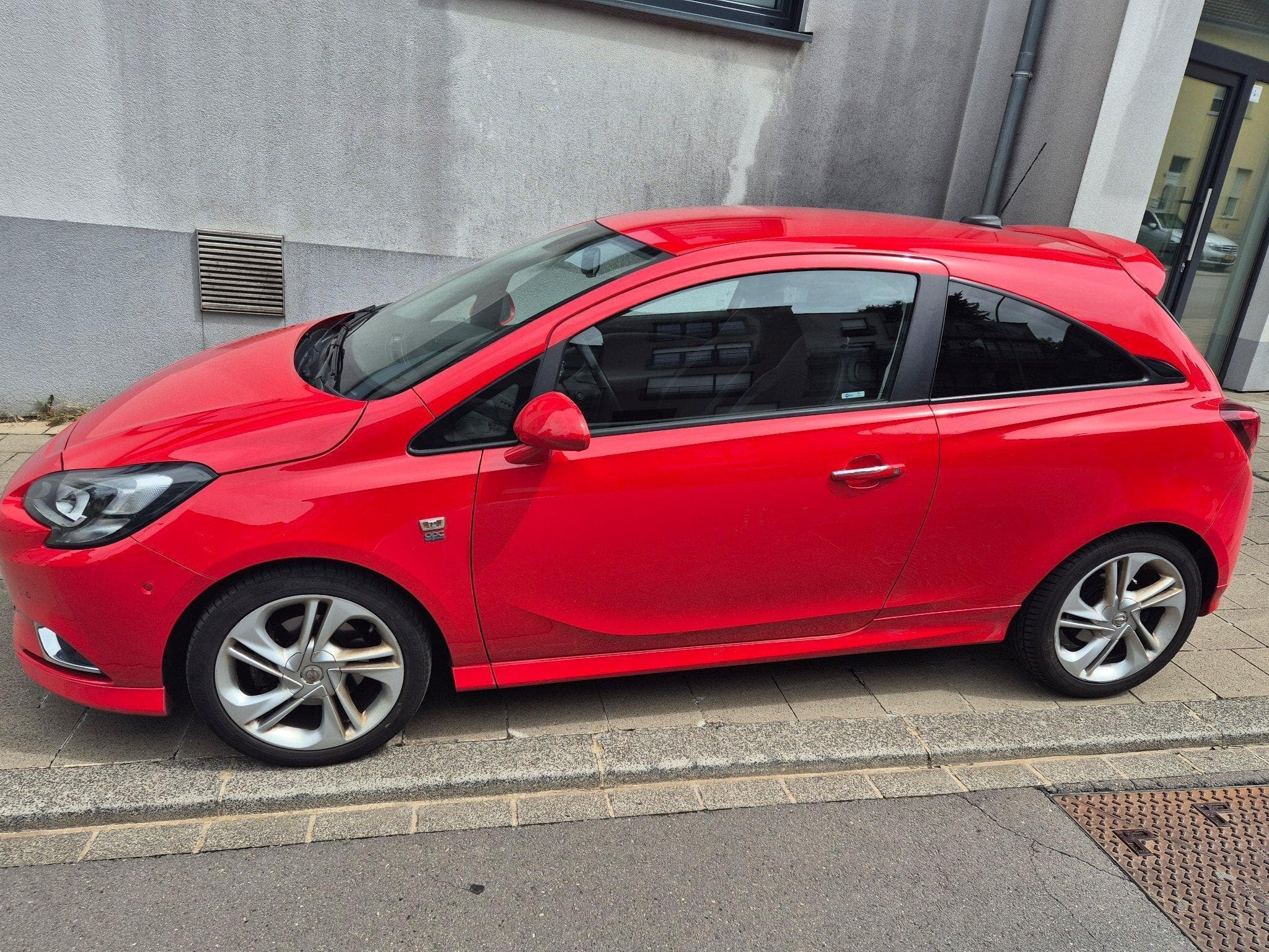 Opel Corsa 1.0 OPC LINE (2016) - Photo 3