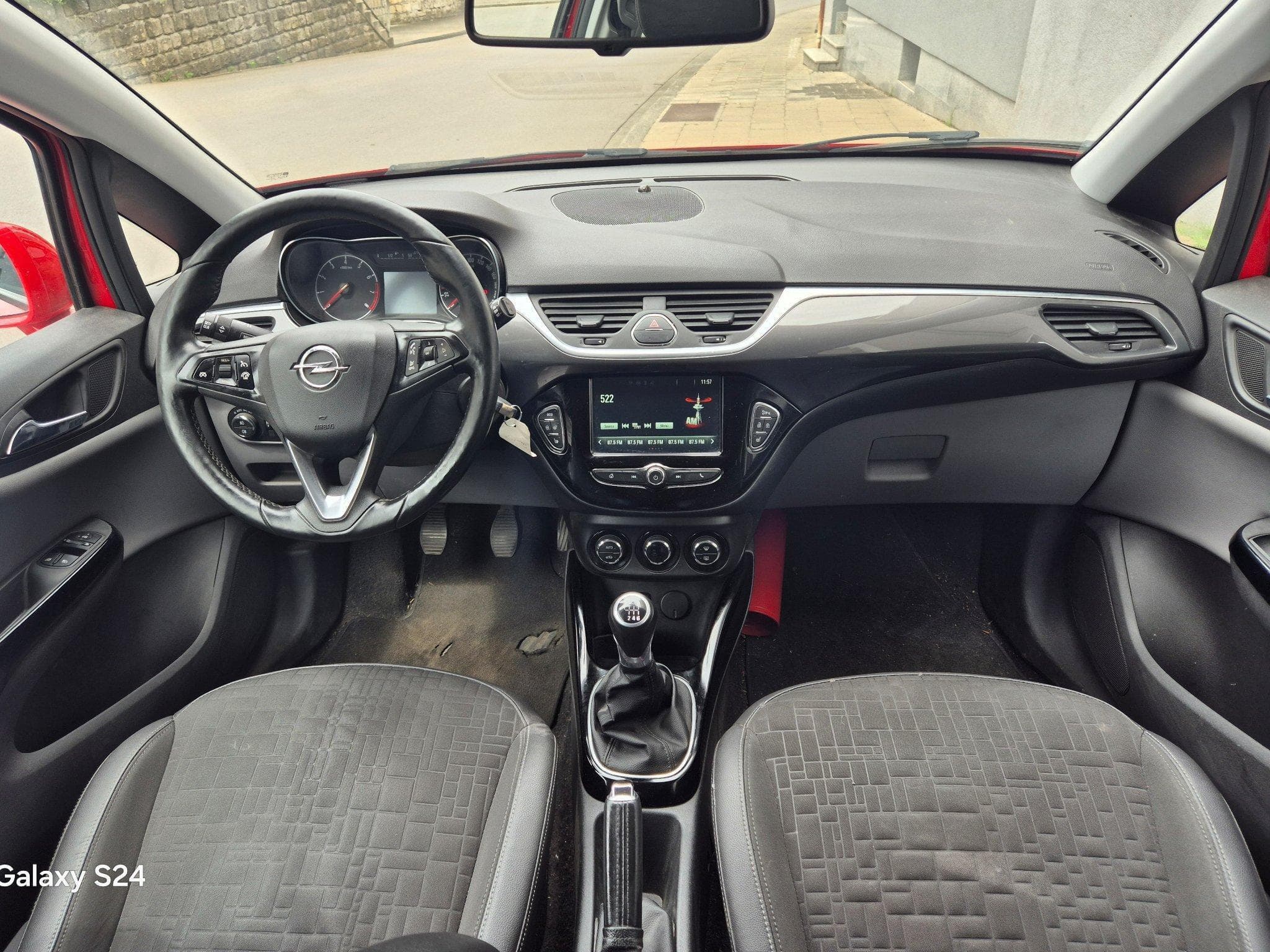 Opel Corsa 1.0 OPC LINE (2016) - Photo 4