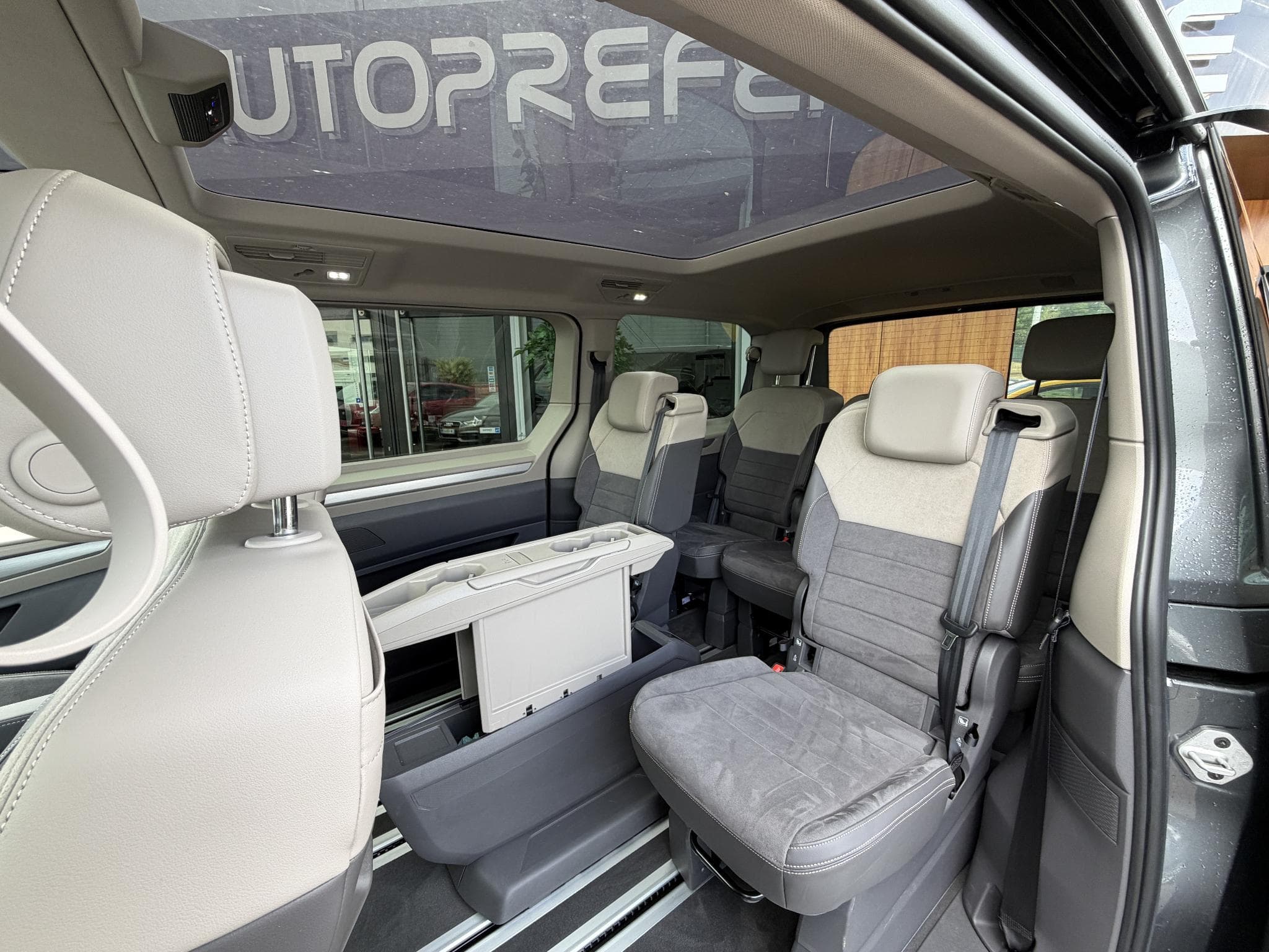 VW Multivan 2.0 TDI 150CH LIFE EDITION DSG7 (2024) - Photo 25