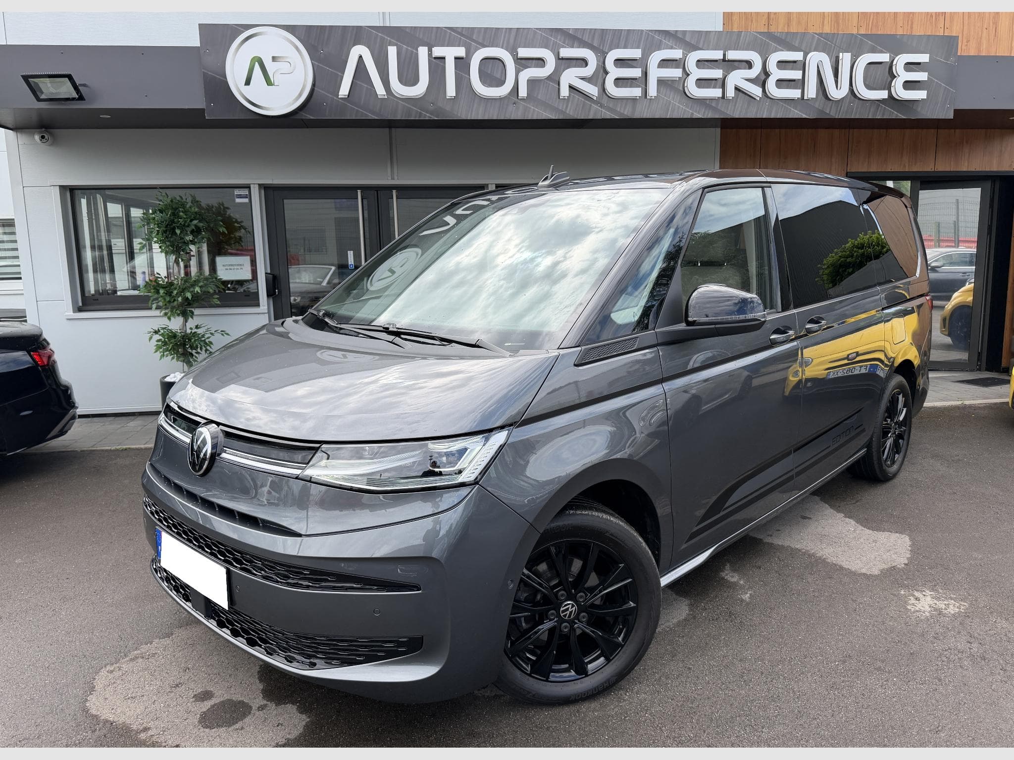VW Multivan 2.0 TDI 150CH LIFE EDITION DSG7 (2024) - Photo 3
