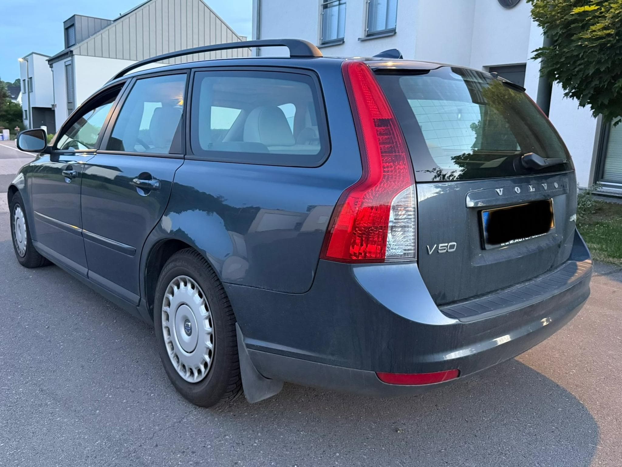 Volvo V50 Drive (2011) - Photo 1