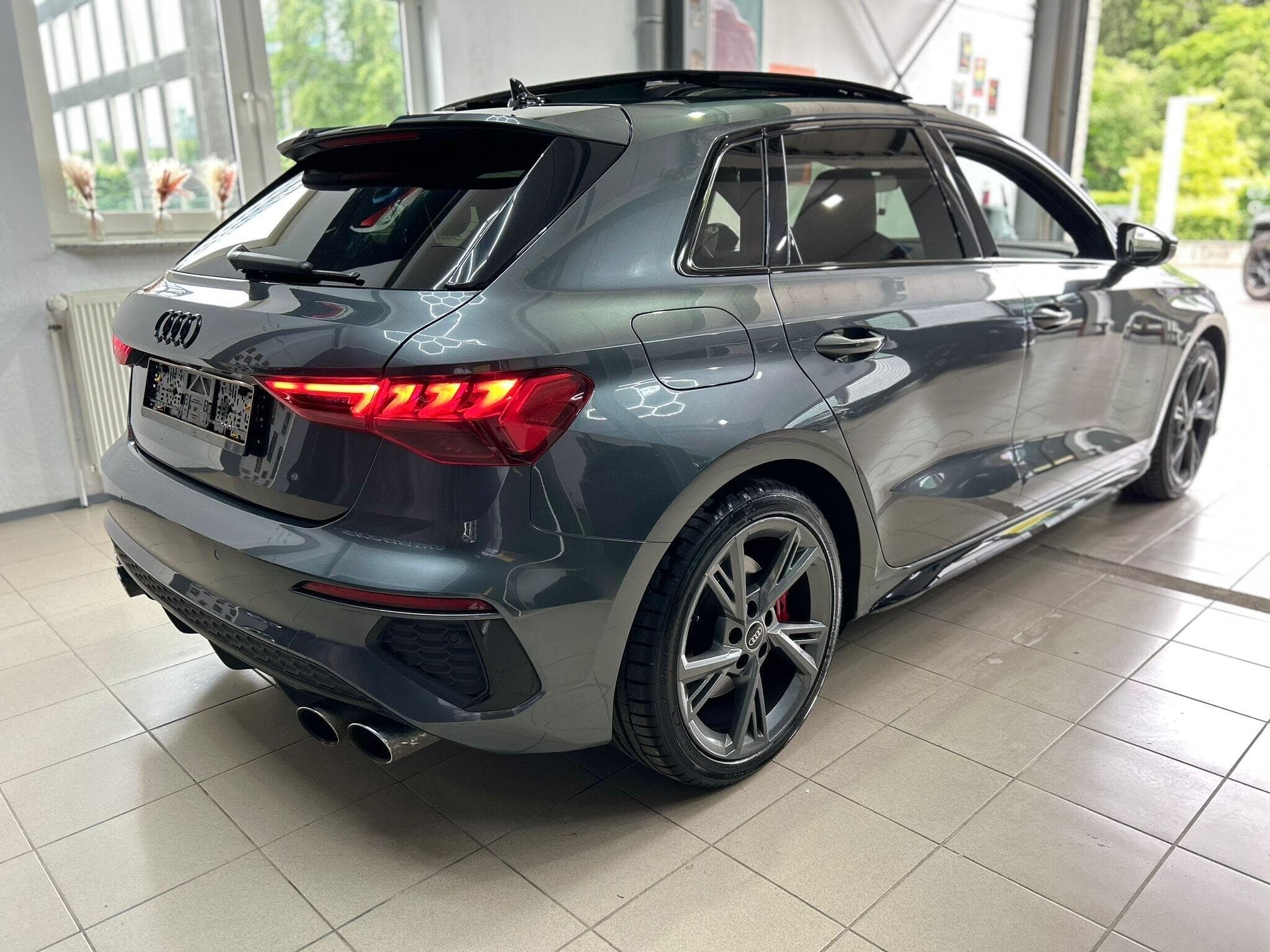 Audi S3 2.0 TFSI QUATTRO (2022) - Photo 8
