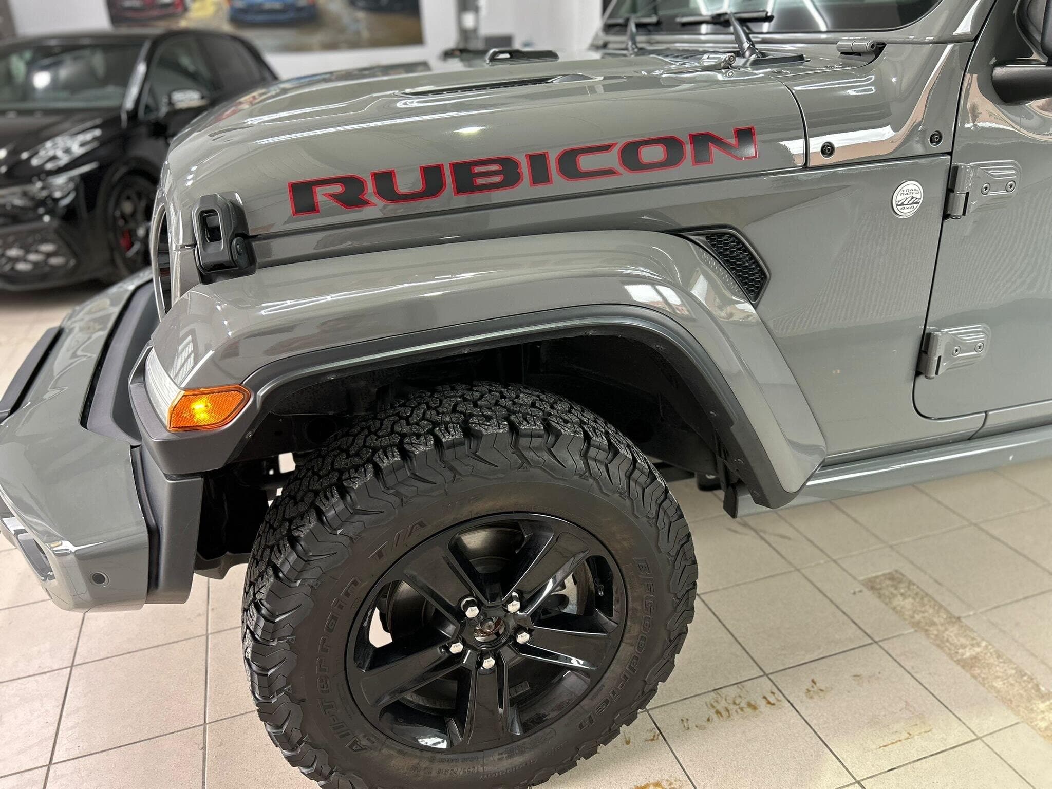 Jeep Wrangler 2 L TURBO RUBICON 270 Ps (2021) - Foto 8