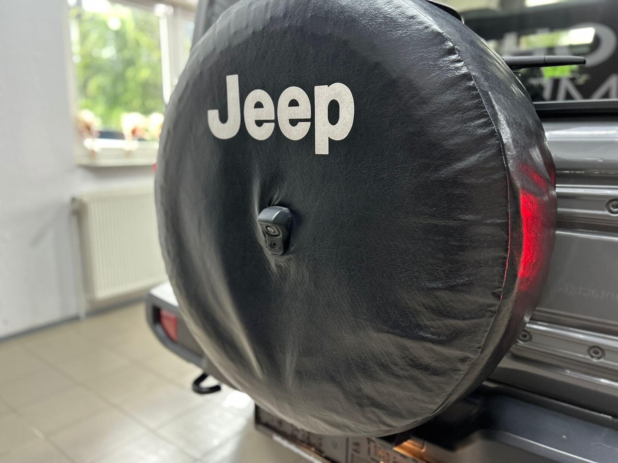 Jeep Wrangler 2 L TURBO RUBICON 270 Ps (2021) - Foto 11