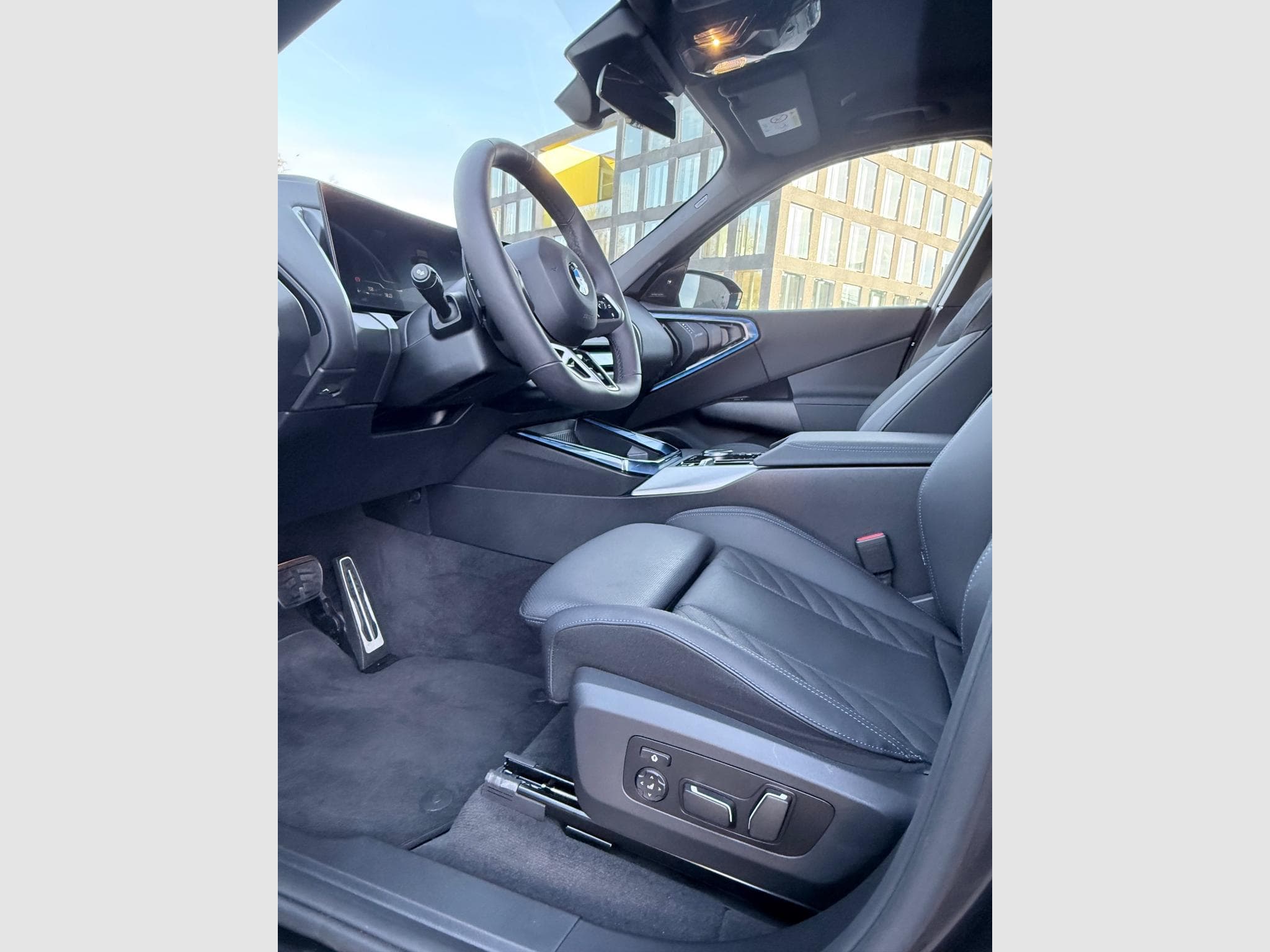 BMW X3 2L XDRIVE PACK M (2026) - Photo 15
