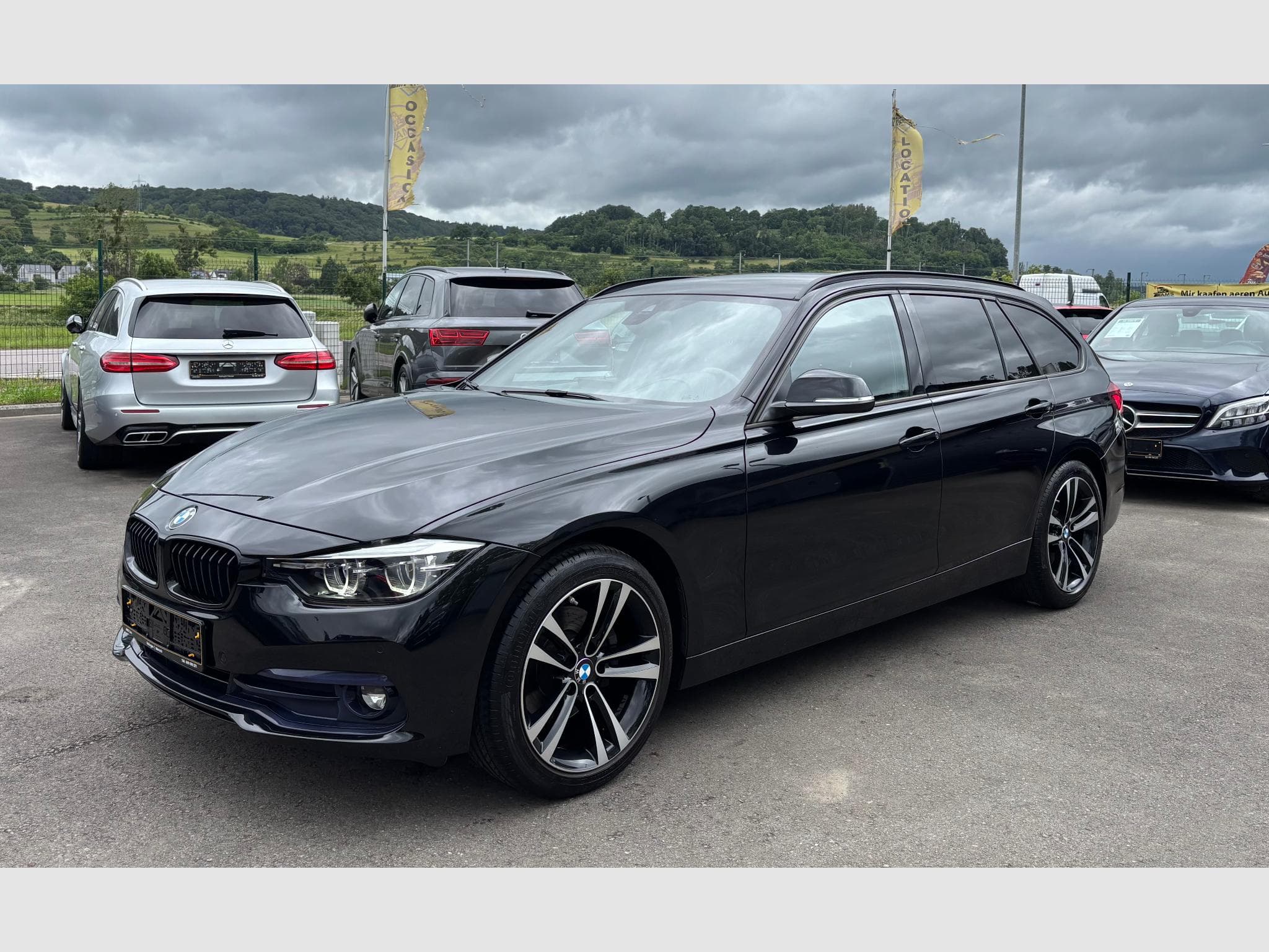 BMW 320 dA 190 Sport Line Shadow (2019) - Photo 1