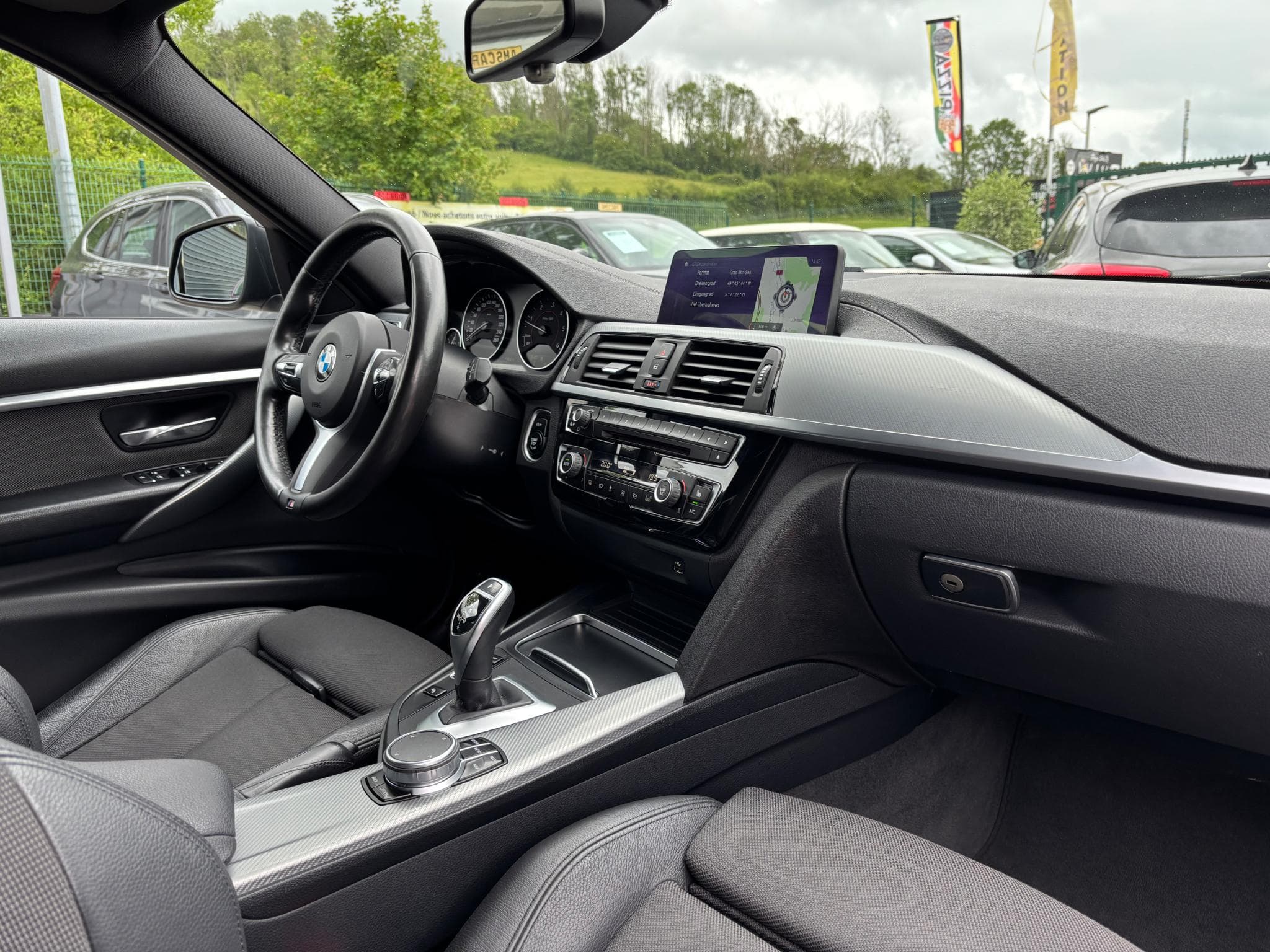 BMW 320 dA 190 Sport Line Shadow (2019) - Photo 12