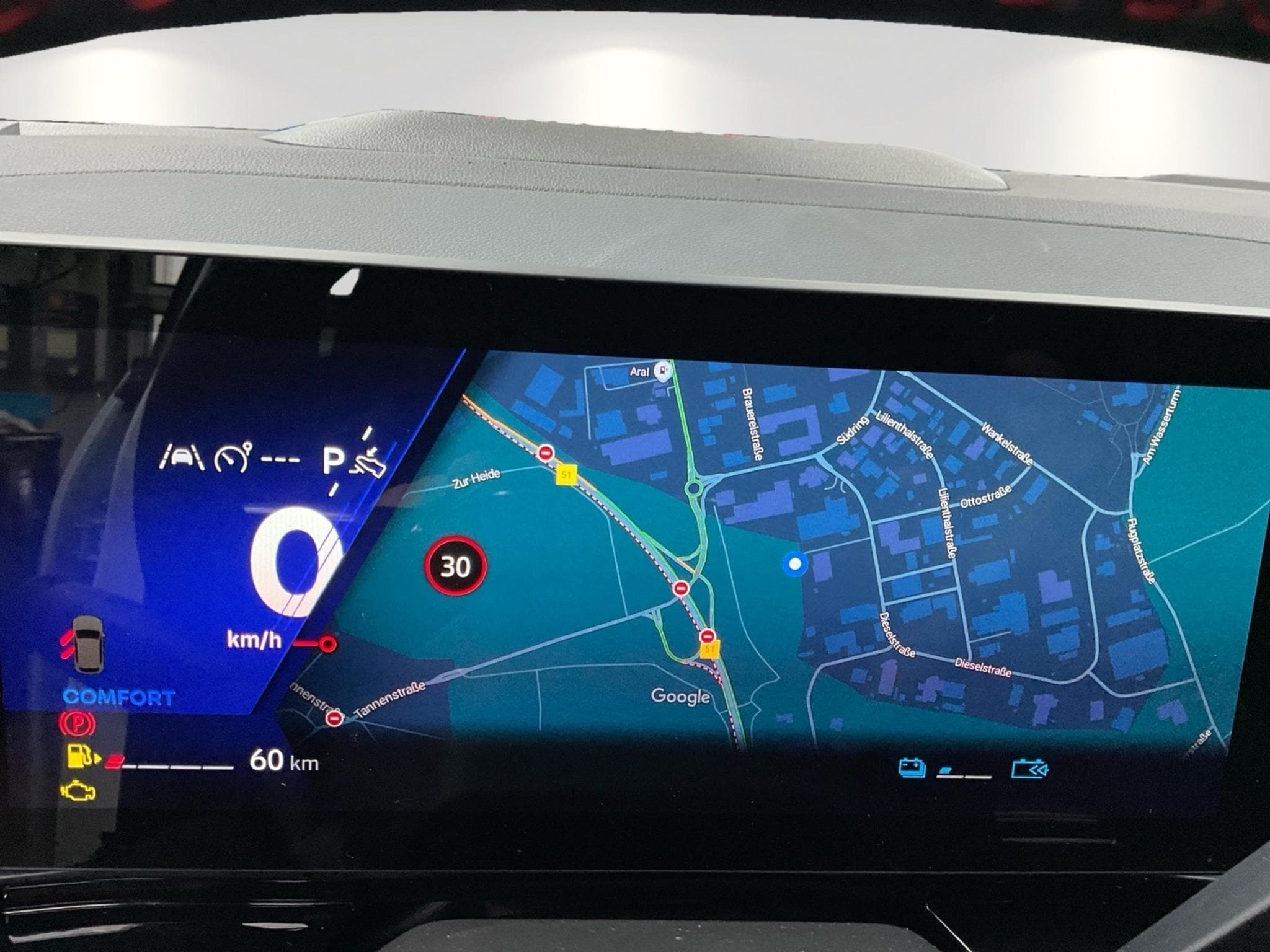 Renault Austral Esprit Alpine Full Hybrid E-Tech 200 ABS (2025) - Photo 12