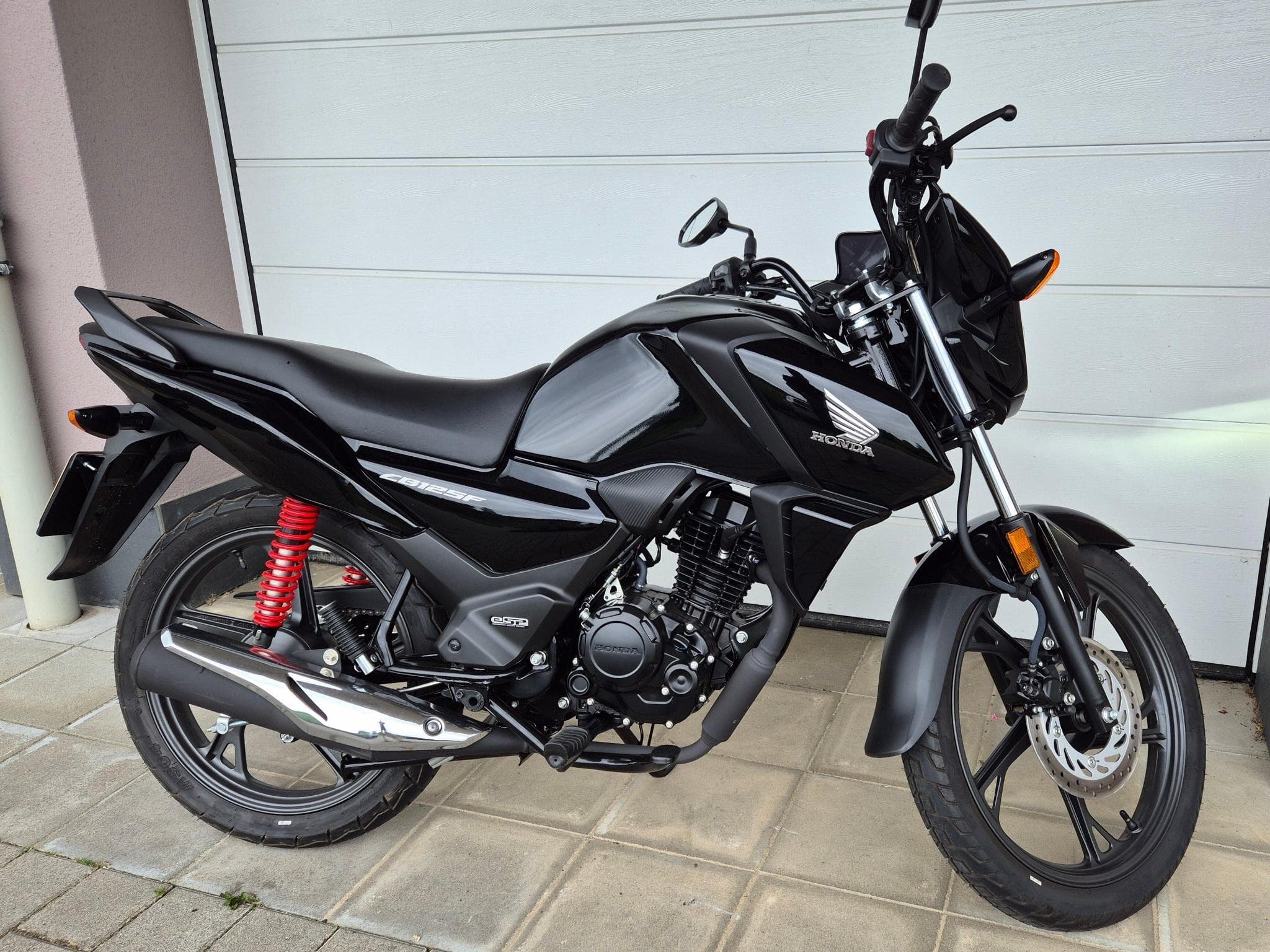 Honda CBF CBF 125 F (2025) - Photo 2