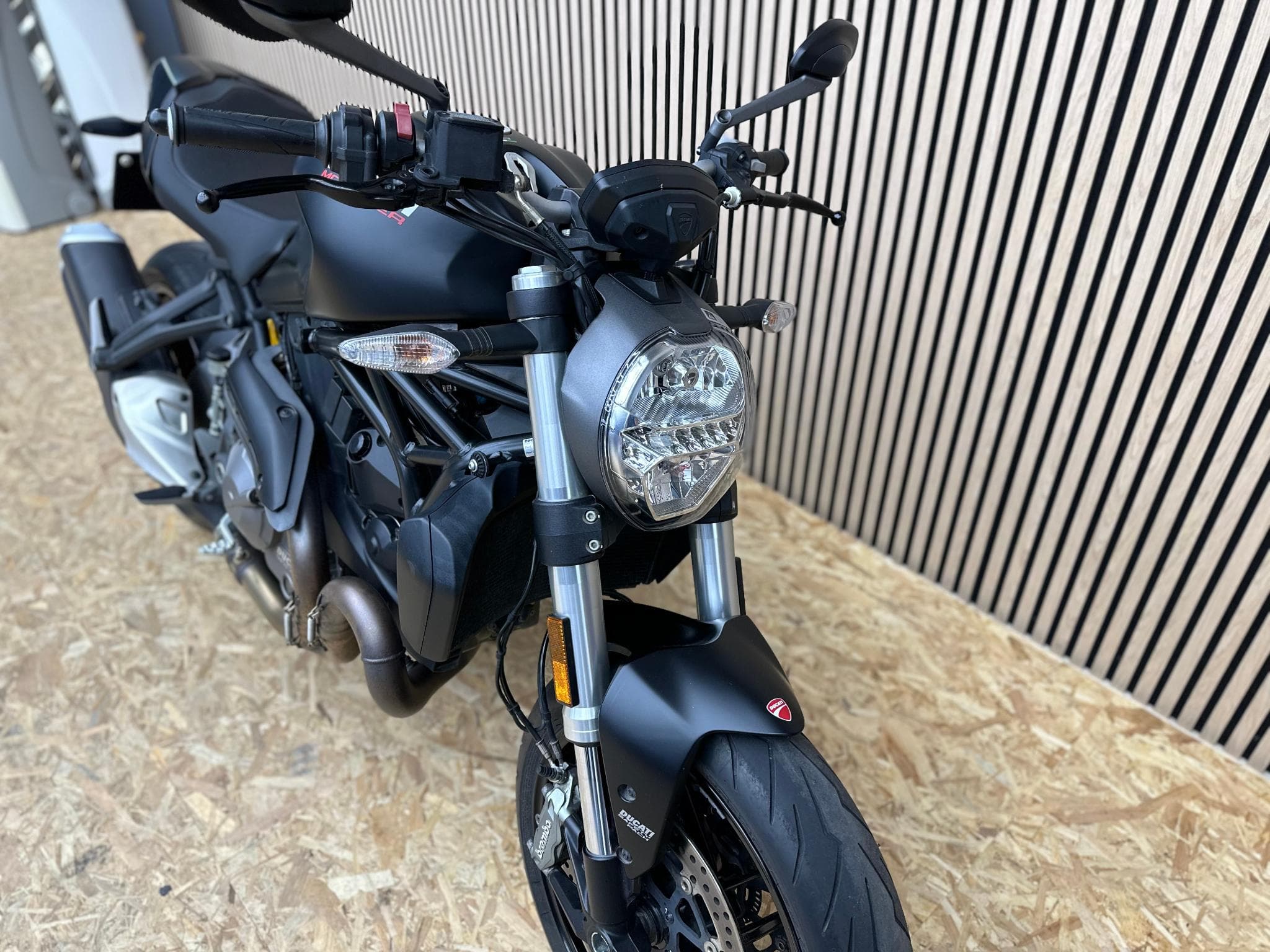 Ducati Monster 821 STEALTH (2020) - Photo 5