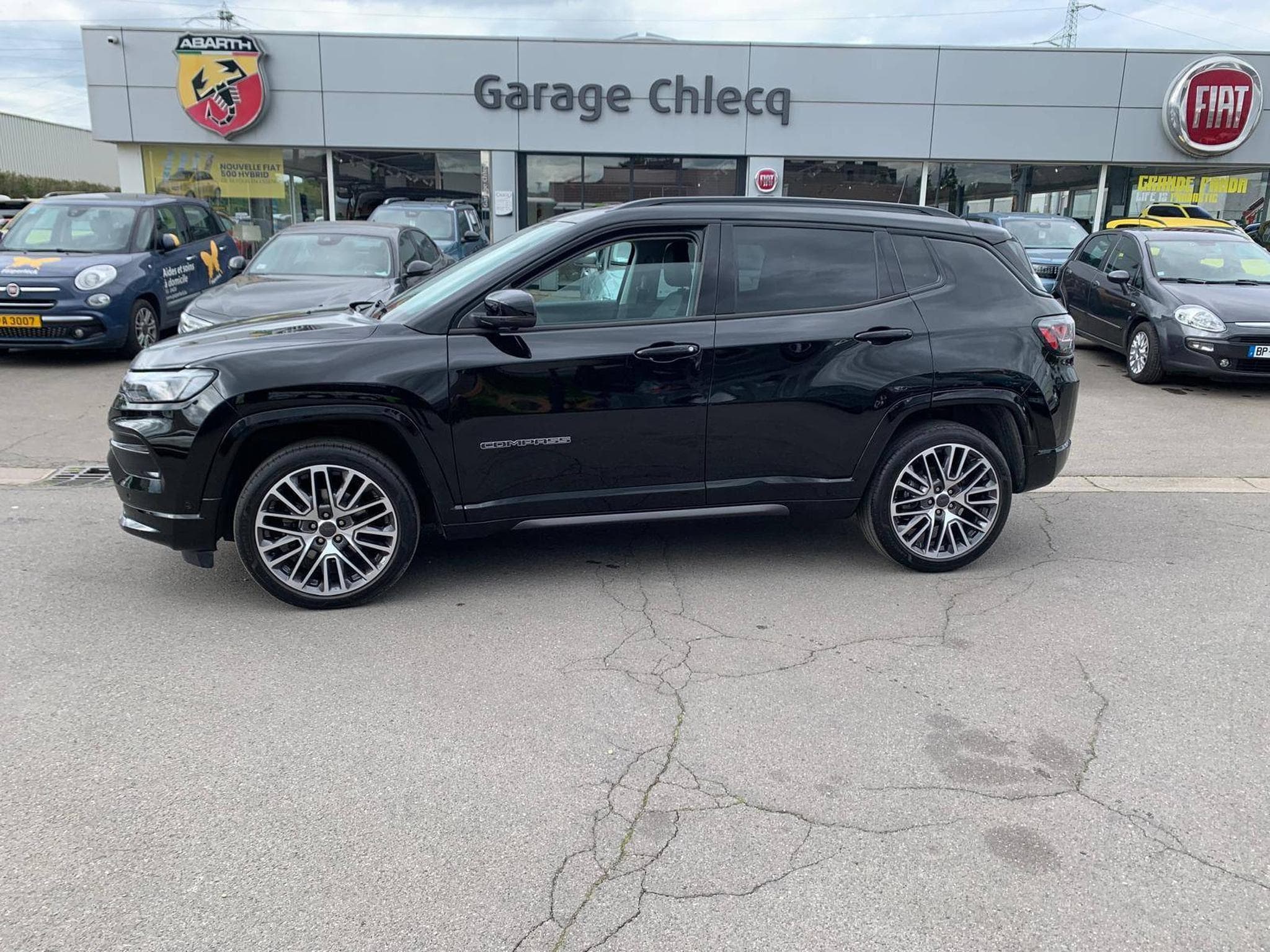 Jeep Compass 1.5 TURBO HYBRID 130 CV SUMMIT (2025) - Foto 1