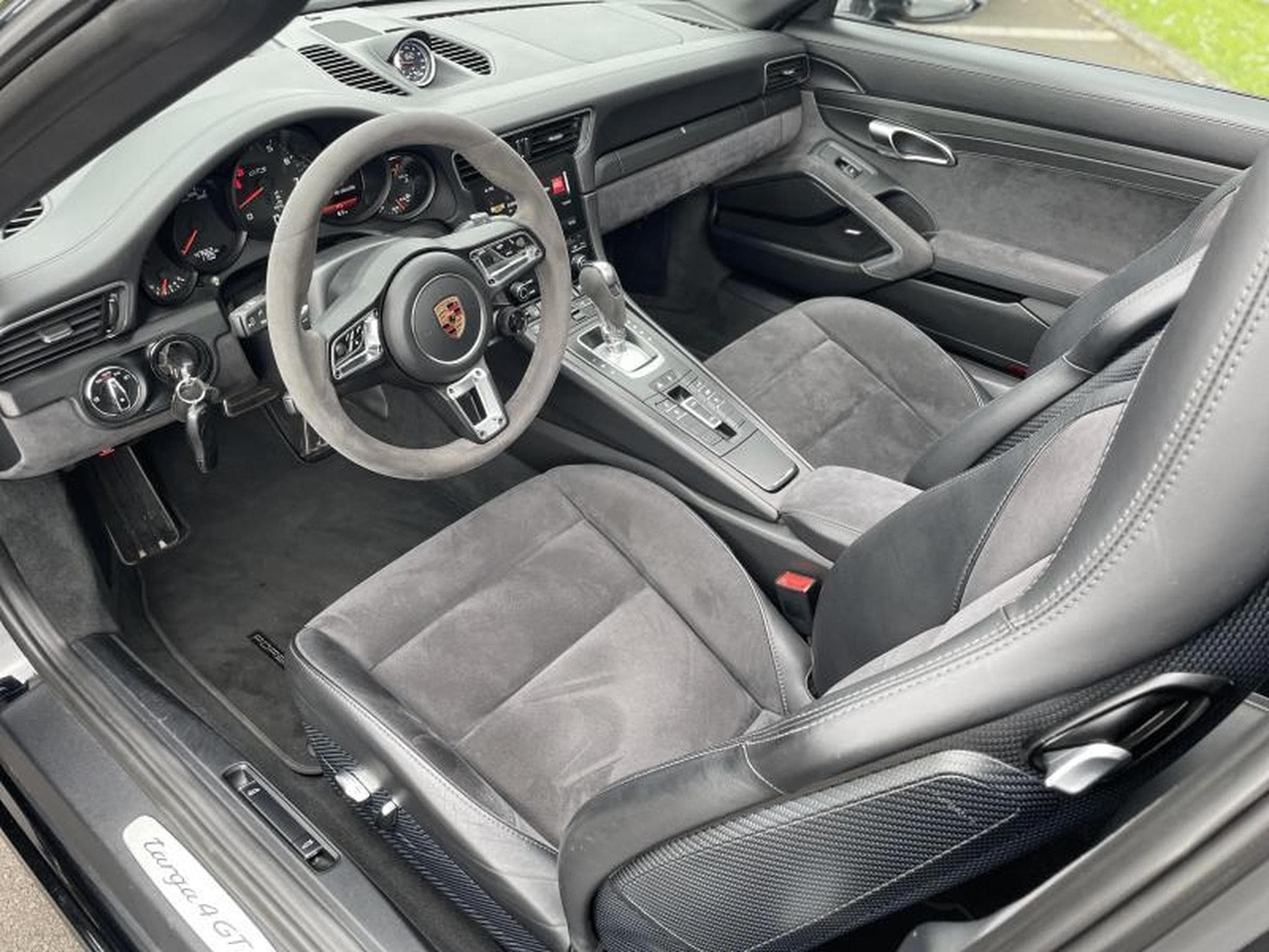 Porsche 911 TARGA 4 GTS PDK (2017) - Foto 7