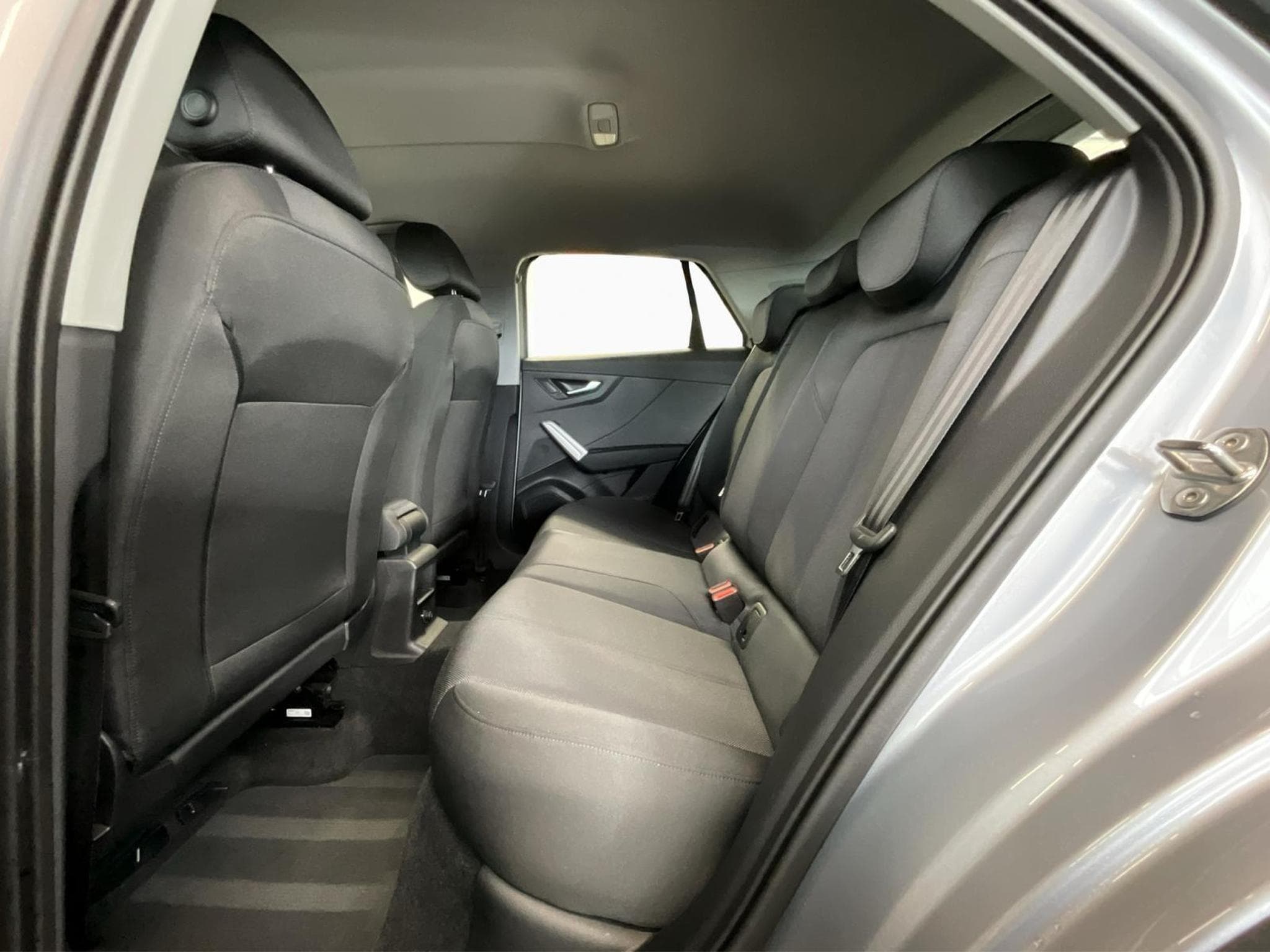 Audi Q2 Advanced+S-Tronic+35TFSI+Led (2025) - Photo 15